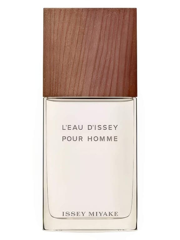 Issey Miyake L’Eau d’Issey pour Homme Vetiver perfume bottle – blurred decorative background