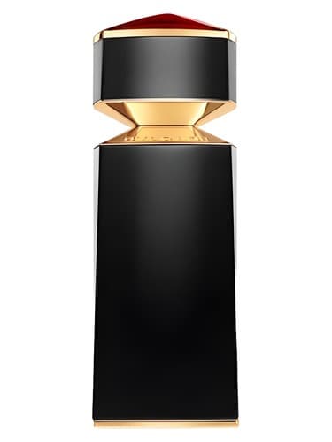 Bvlgari Le Gemme Garanat perfume bottle – blurred decorative background