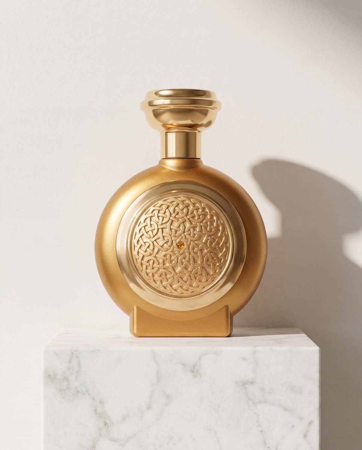 Boadicea The Victorious Fire Sapphire - gift presentation