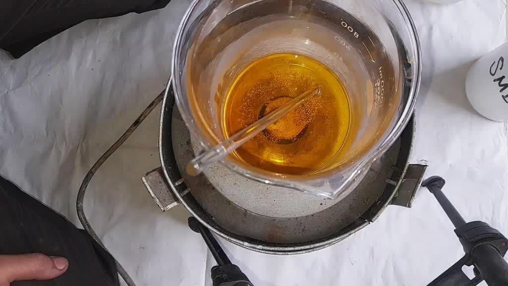 Proses Penurunan Emas dari Larutan Aqua Regia         Part2                                        #indonesia🇮🇩 #russia🇷🇺 #war #gold #mining #tambang