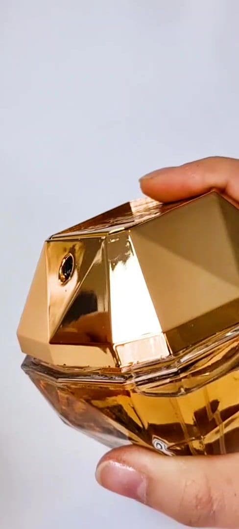 #luxury #antistress #asmr #perfume #asmrperfume #parfume #perfum #perfumes #ladymillion #ladymillionfabulous #pacorabanne #pacorabanneparfums