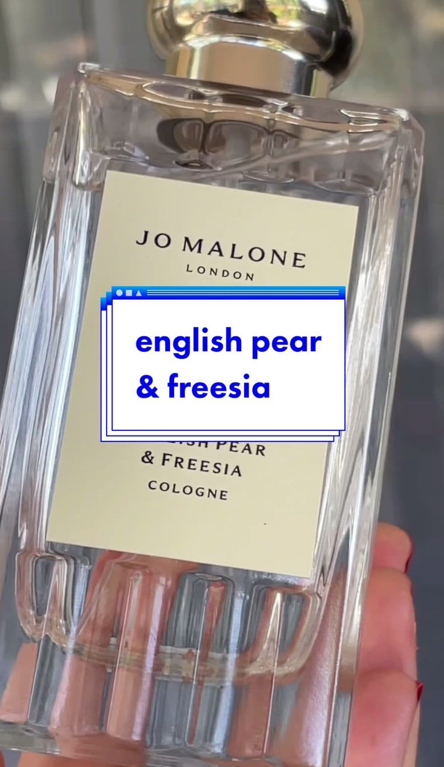 love how pretty this is 🌸 @Jo Malone London #jomalonelondonpartner #jomalonelondon #englishpearandfreesia #perfumetok #perfumetiktok 