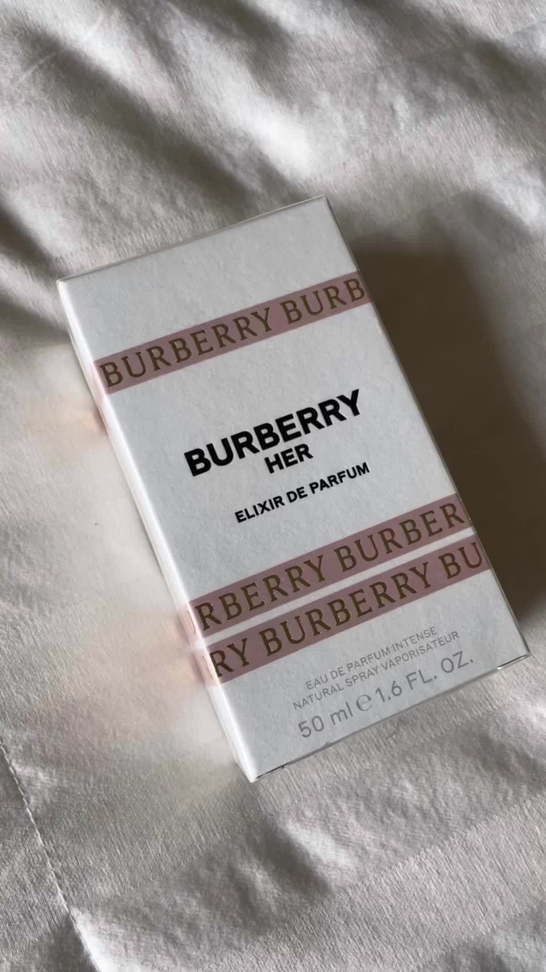 Burberry Her Elixir de Parfum 🤍 #designerperfume #perfume #perfumetiktok #fragrancetiktok #burberryherelixir 
