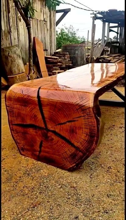 The “Drip Cut” Check out these rare slabs @liveedgeslabscr  narrated: @daniel.wellens  #dripslab #dripcut #liveedge #slab #woodslab #beautywood #artist #woodartist #chainsawartist #rarewoodslab #rareslab #cooltabe #amazingdesk
