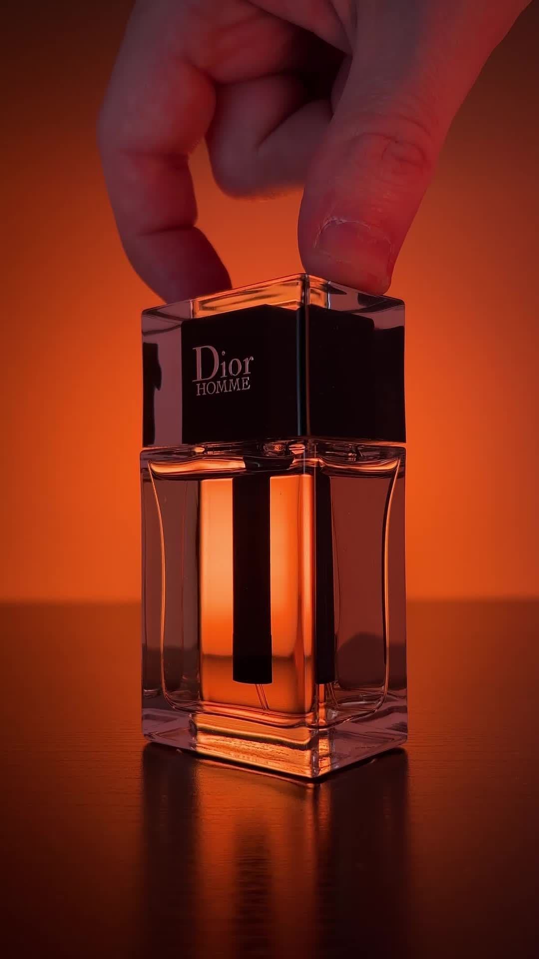 Lightweight woody and elegant fragrance. Very versatile and easy to wear.

Season: ❄Winter, 🍀Spring, ⛱ Summer, 🍂 Fall
For: 🌞Day, 🌙Night
Longevity: ⭐4 - Long lasting
Sillage:  ⭐2 - Weak

Dior Homme 2020

#fragrancelover #fraghead #fragrance #fragranceaddict #formen #mensfragrance #fragrancecollection #colognecollection #collection #cologne #perfume #parfum #sotd #scentme #scentoftheday #niche #designer #designerfragrance #nichefragrance #fragcomm #dior #diorhomme #diorhomme2020 