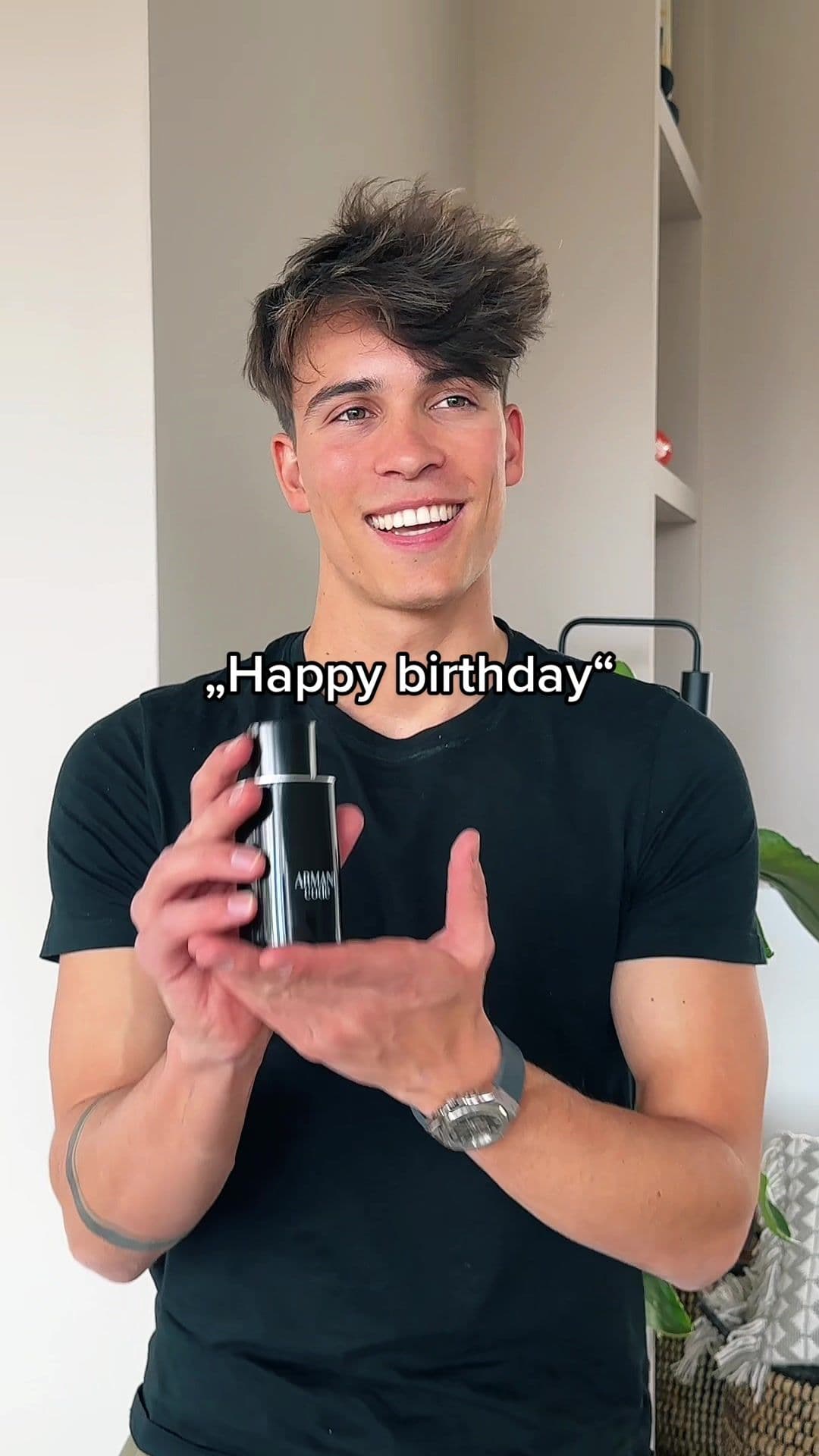 anzeige Already know what I‘ll get him next year😂 @Armani beauty #RefillRevolution #RewriteTheCode #ArmaniCode #Armanibeauty #fragrance #CloseUpAuge 