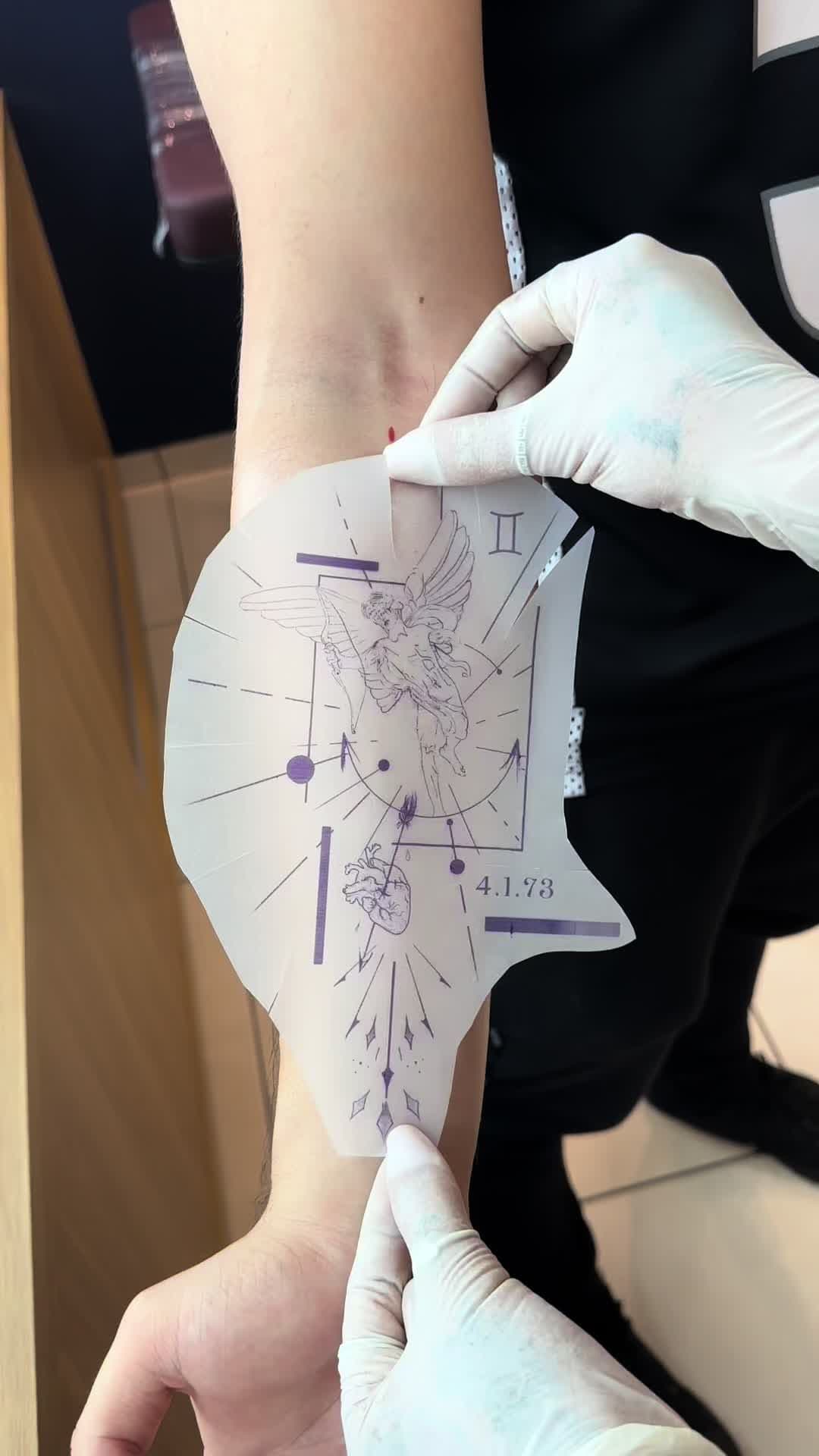 Tatuagem de Eros pro meu cliente que chama Eros #tattoo #eros #tatuagembrasil #erostattoo #tatuadora #florianopolis  #CapCut 