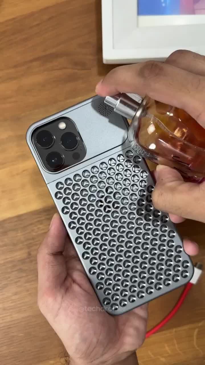 iPhone Fragrance Case is DOPE! 💋