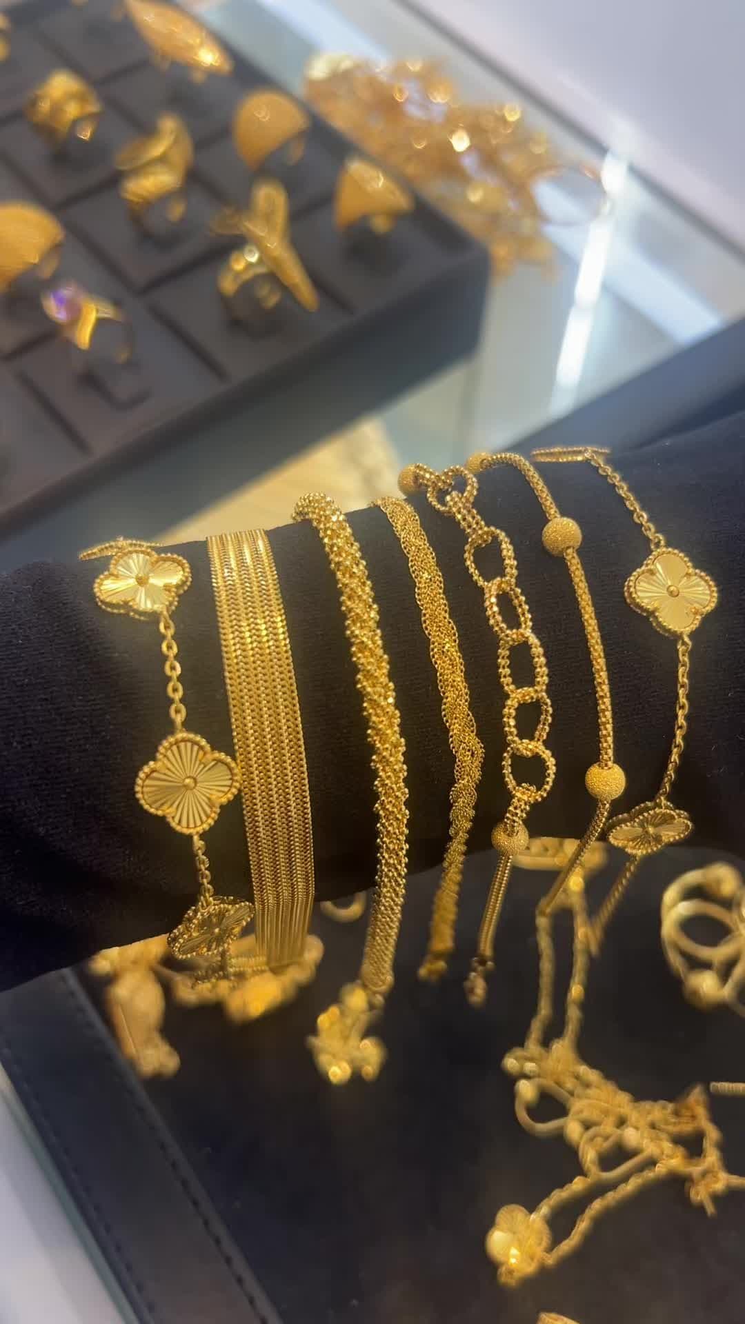 £58 gram - 83 high street harlesden come and pay us a visit (excuse the shakey hand I’m shy x)  #fyp #somalitiktok #gold #dahab #hijabitiktok 