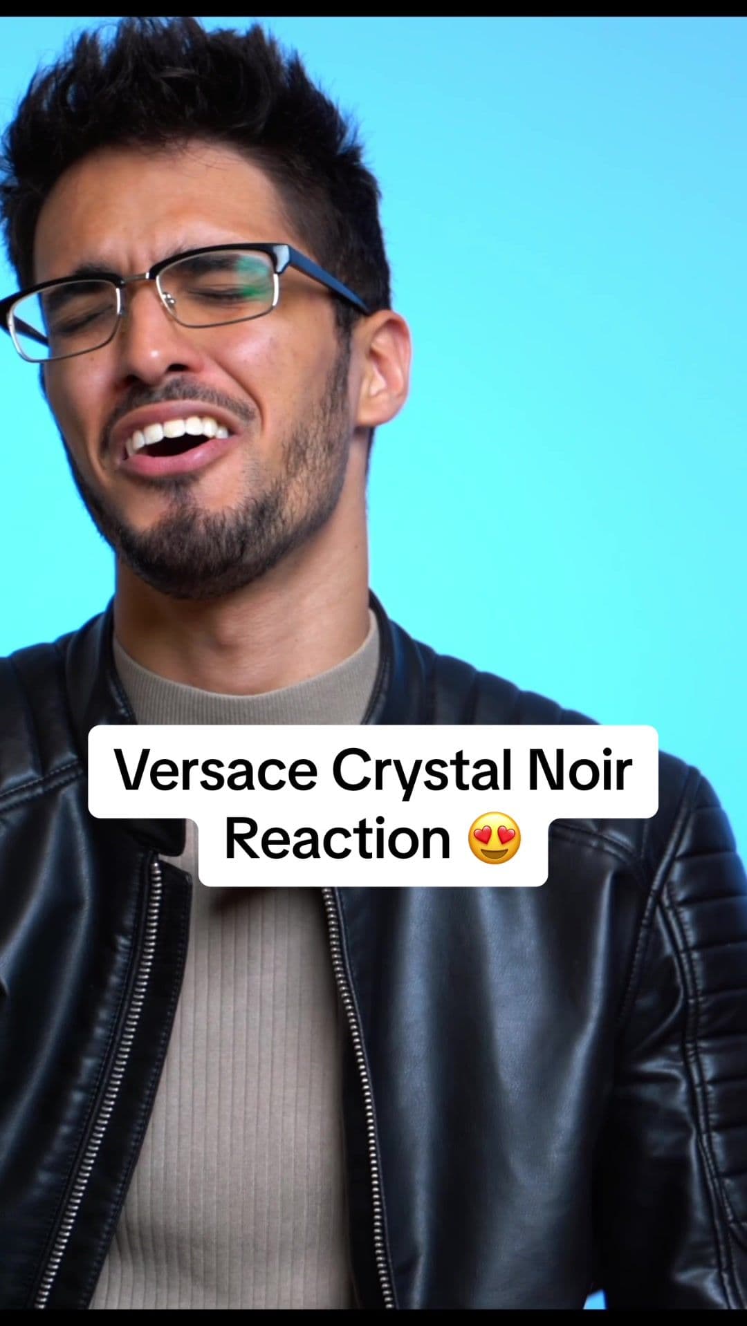 Versace Crystal Noir Review 😍 #perfumetok #fragrancetiktok #perfume #smellgood #perfumeaddict #perfumelover #fragrance #fyp #versacecrystalnoir 