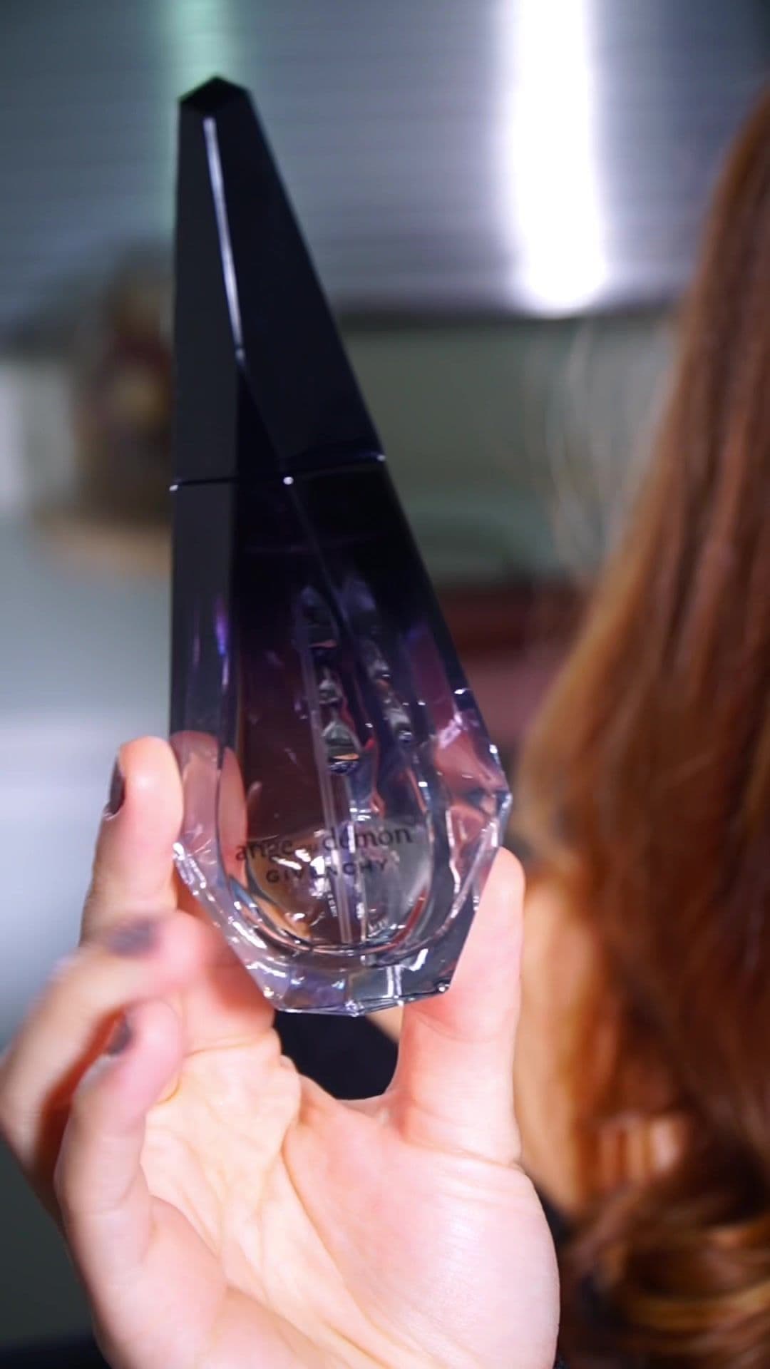 Uma fragrância controversa! Escolha o seu lado! #perfumadam #resenhadeperfume 