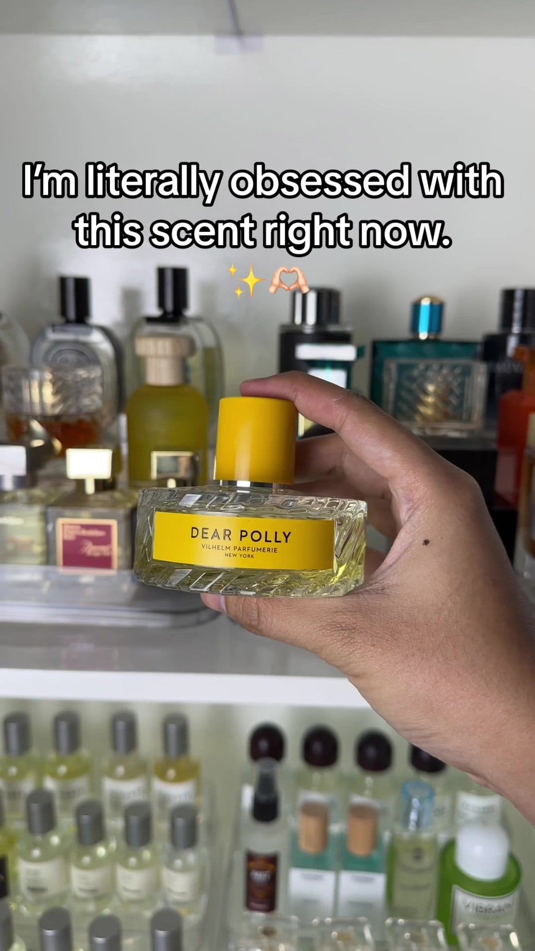 Dear Polly by Vilherm Parfumerie is one of the most beautiful black tea scents that I’ve tried. This is a very comforting and elegant unisex fragrance that will make you keep smelling yourself when you’re wearing it. #perfumetiktokphilippines #perfumetok #fragtiktok #perfume #fragrance 