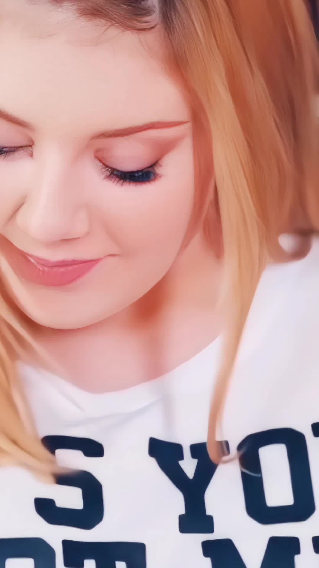 only Innocent People know her name #foryou #fyp #foryoupage #legend #girl #beauty #innocent #viral #viralmyvideo #uk #growmyaccount #unfrezzmyaccount #standwithkashmir 