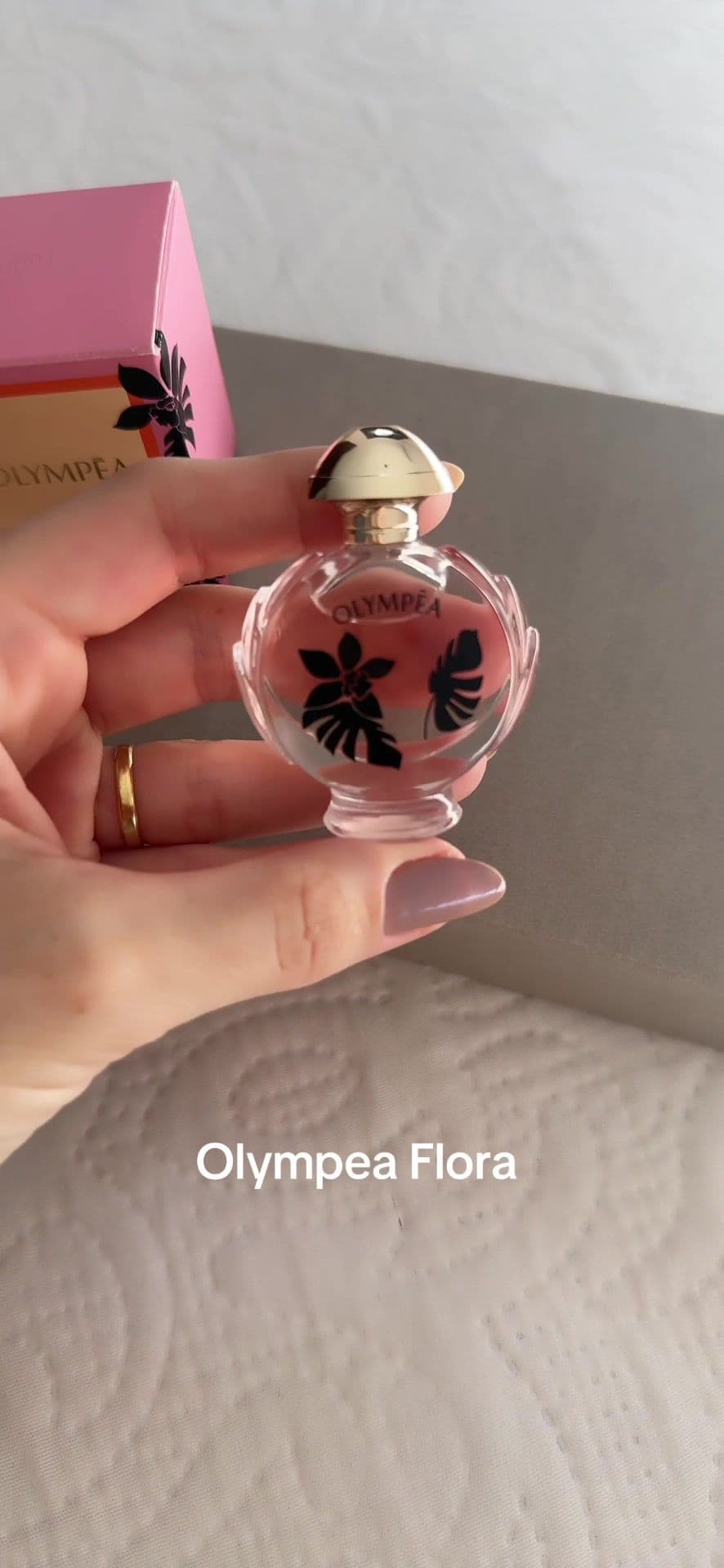 Olympea Flora em 5ml  #miniaturadeperfume #perfumesimportados #miniatura #olympea 