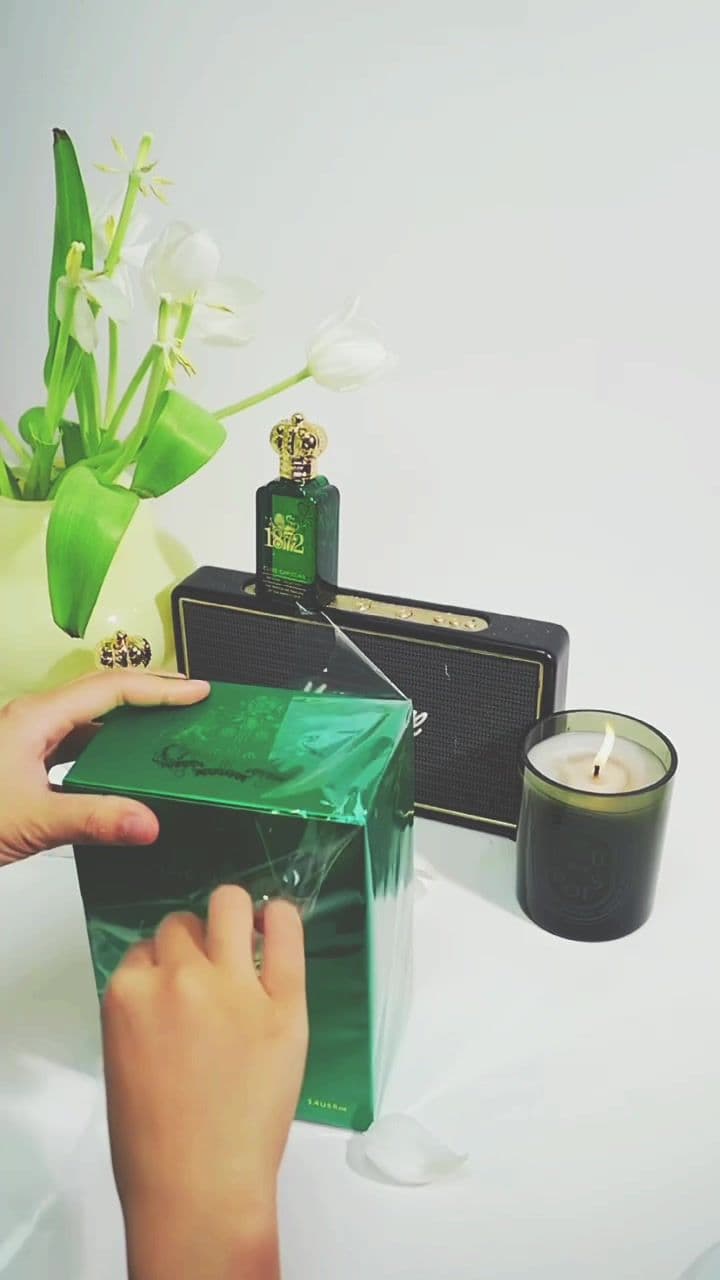 Unboxing Clive Christian 1872 Feminine Women #nhiperfumehouse #perfumetiktok #perfumelover #nuochoa #beautytok #xuhuong #tiktok #trending #nuochoachinhhang #reviewnuochoa #reviewlamdep #unboxing #asmr #nichebynhi #nicheperfume #clivechristian #clivechristian1872 