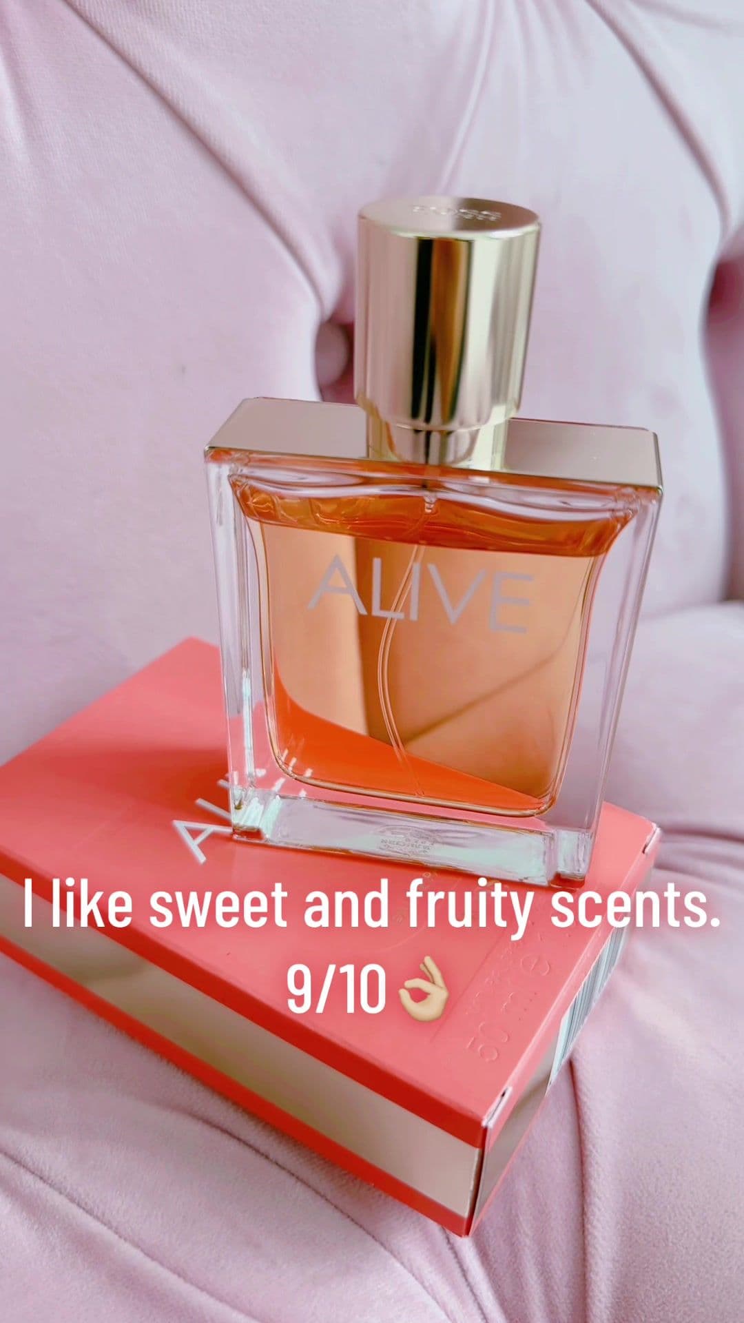 𝗛𝘂𝗴𝗼 𝗕𝗢𝗦𝗦 𝗔𝗹𝗶𝘃𝗲 ! 𝗥𝗮𝘁𝗶𝗻𝗴. A nice sweet fragrance! 🧡  Tatli ve kalici bir koku!🥰 #foryou #foryoupage #fypシ゚ #parfümönerisi #fragrancecollection #keşfet #parfume#türkiyetiktok#türkiyetiktok #hugobossalive #fragrancerating #parfüm #parfümtavsiyesi #kesfetbeniöneçıkart @BOSS  