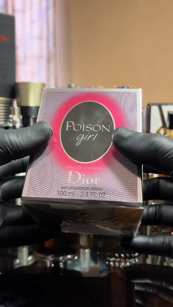 Unboxing Poison Girl (Eau de Parfum) Dior, sin duda una fragancia muy exquisita. #dior #poisongirl #edp #perfumes #decants #parfum  
