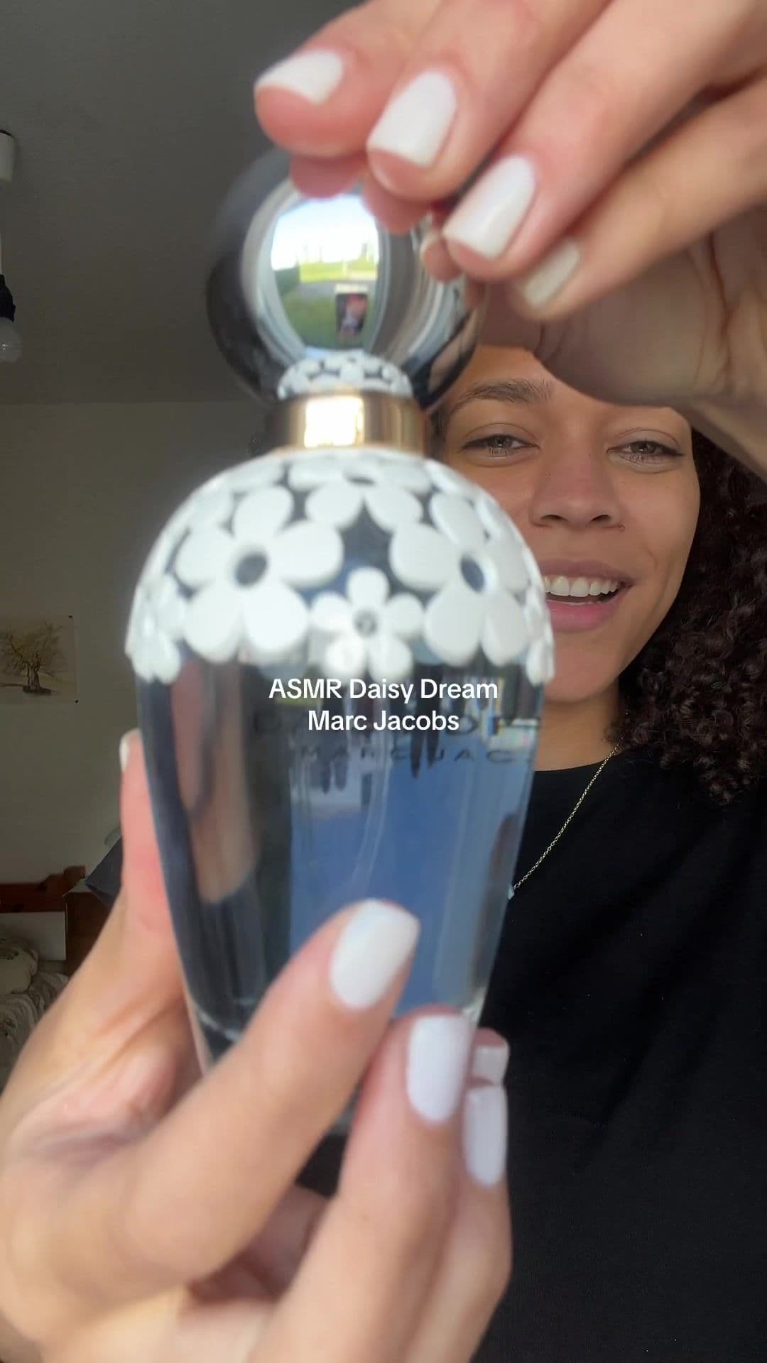 El mejor perfume para uso diario: Daisy Dream @MarcJacobsFragrances / @marcjacobs lo compre en el duty free del aeropuerto de Madrid. Pero tambien lo pueden encontrar en @Druni  #marcjacobsfragrances #daisydream #marcjacobs #madrid #alcobendas #asrm #asrmsounds #asrmvideo 
