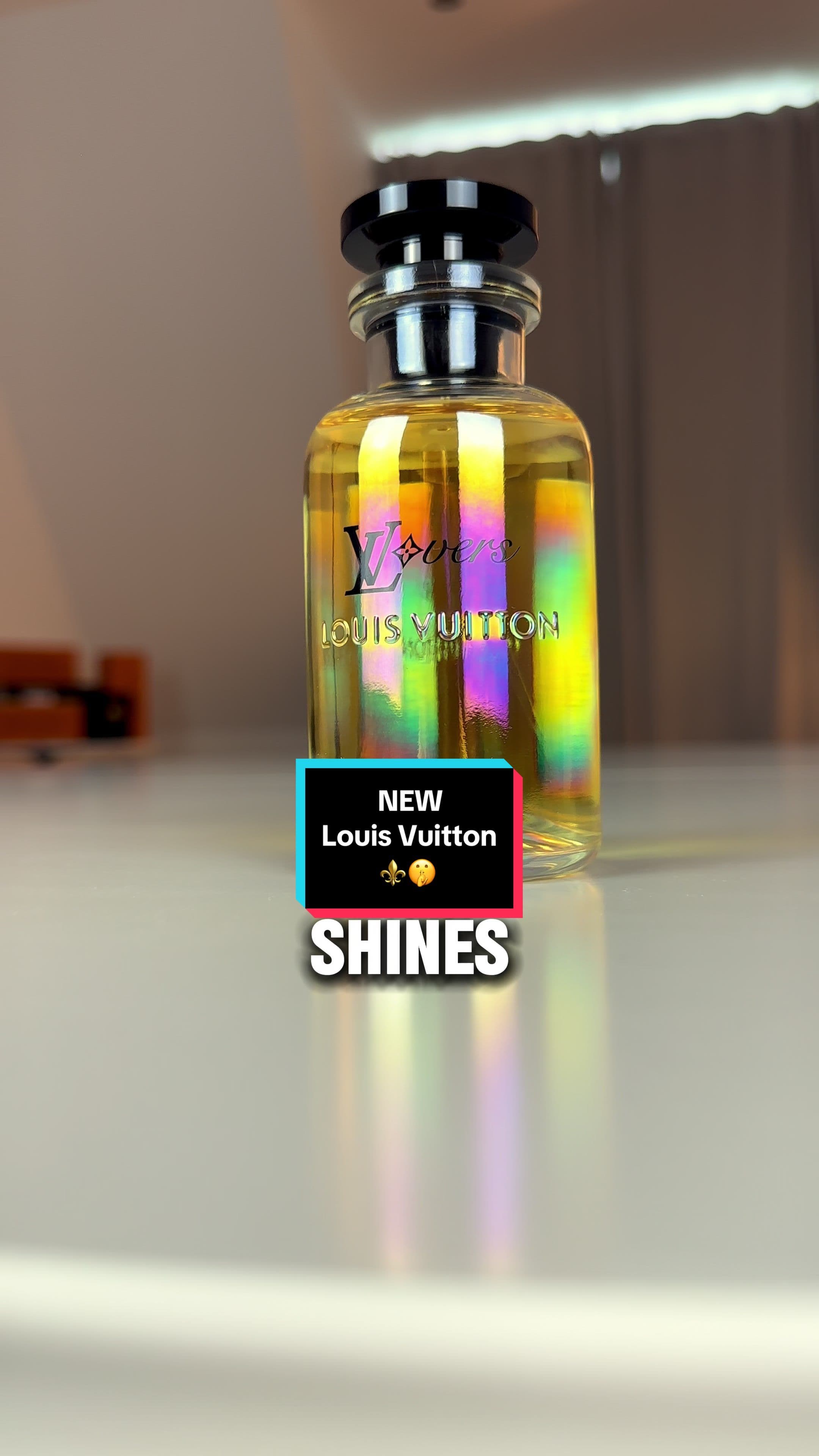 NEW Louis Vuitton Lovers ⚜️🤫 #fragrance #fragrancetiktok #parfum #parfumviral #parfume #perfume #perfumetiktok #unboxing #louisvuitton #lvlovers #new #firstimpression #viral #fyp #foryou #foryoupage #trend #trending #hype 