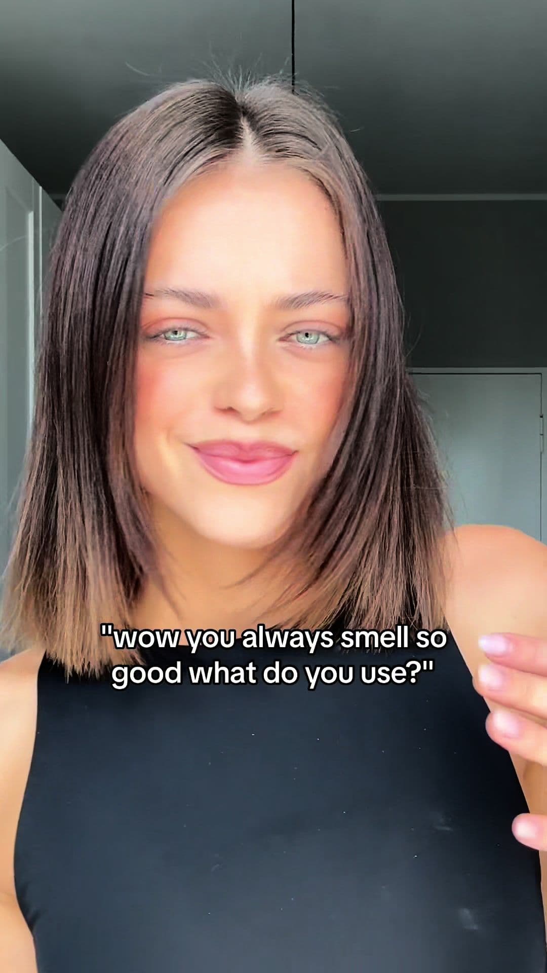 Ad/ The BRISA CUBANA Fragrance from Escada always in my bag🌴🌞 @Escada Fragrances #escadafragrances #brisacubana #summervibes #advertising