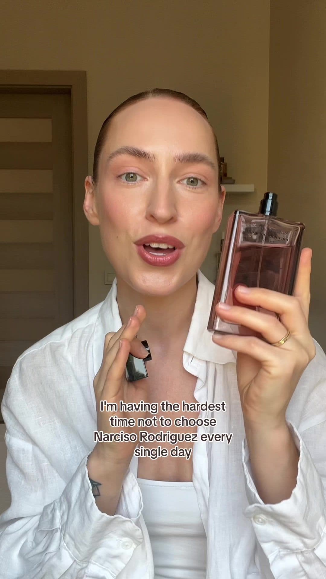 Divine clean & sensual perfume 🫧❤️ This perfume had its moment and I want to bring it back. @narcisorodriguezparfums Musc Noir Rose is a sultry, well projecting, warm and sensual scent that I could recommend to anyone wanting to smell so so good and head-turning! #narcisorodriguez #perfumetok #muskperfume 