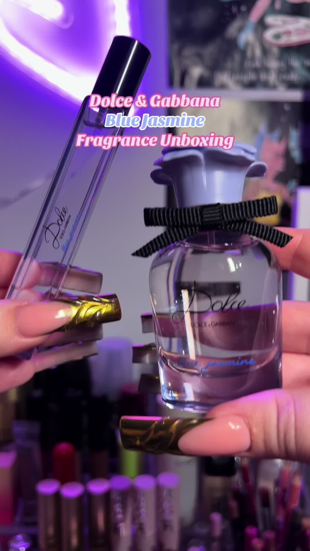Dolce & Gabbana Blue Jasmine Unboxing 🩵🪻 Dolce Blue Jasmine is a floral & fruity scent with notes of Sicilian blue Fig (sweet and milky) & Cedarwood (warm and enveloping)  Would you try out this fragrance? 👇🏽 #dolcegabbana #bluejasmine #fragrancetok #fragrance #fragranceunboxing #unboxing 