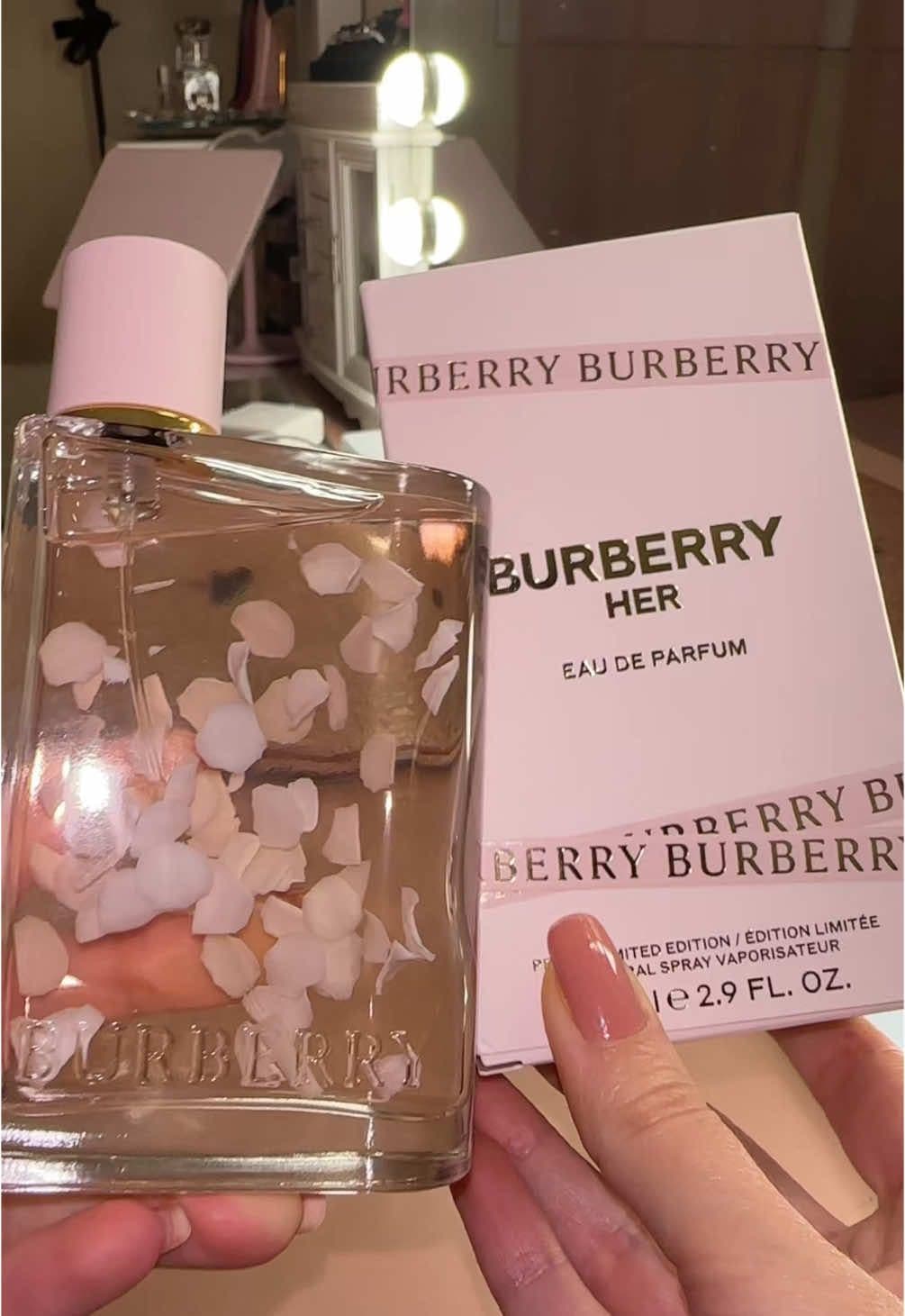 limited edition burberry her petals ✨🍓🌸 #burberry #burberryher #burberryherpetals #perfumetiktok #beauty 