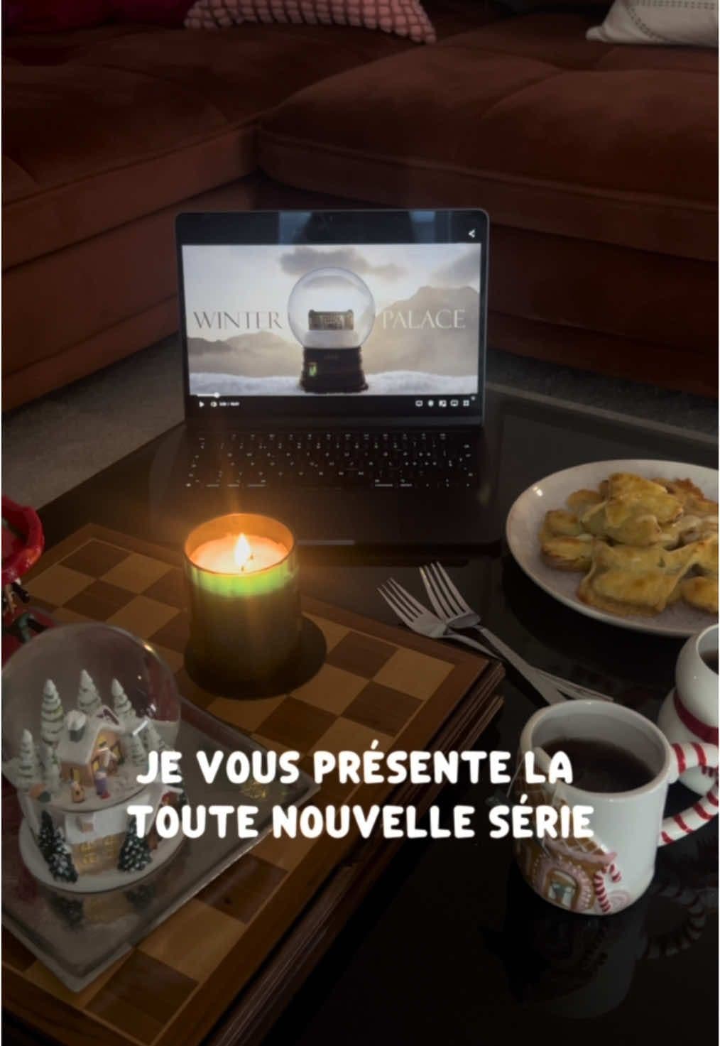 ✨❄️🫕C’est LA nouvelle série à ne pas manqué : Winter Palace ! @radiotelevisionsuisse  • Découvrez dès maintenant la série sur l’application Play RTS (accessible en application ou directement sur le site RTS)  •  Mon avis :  J’ai été complètement captivée : le script est passionnant, le jeu des acteurs exceptionnel, et la qualité des images superbe. On ne s’ennuie pas une seconde grâce à l’action omniprésente. Impossible de résister, j’ai déjà terminé la série !  • @radiotelevisionsuisse X @netflixfr • #winterpalace #rts #serie #suisse #switzerland #série #whattodo #playrts #winter 