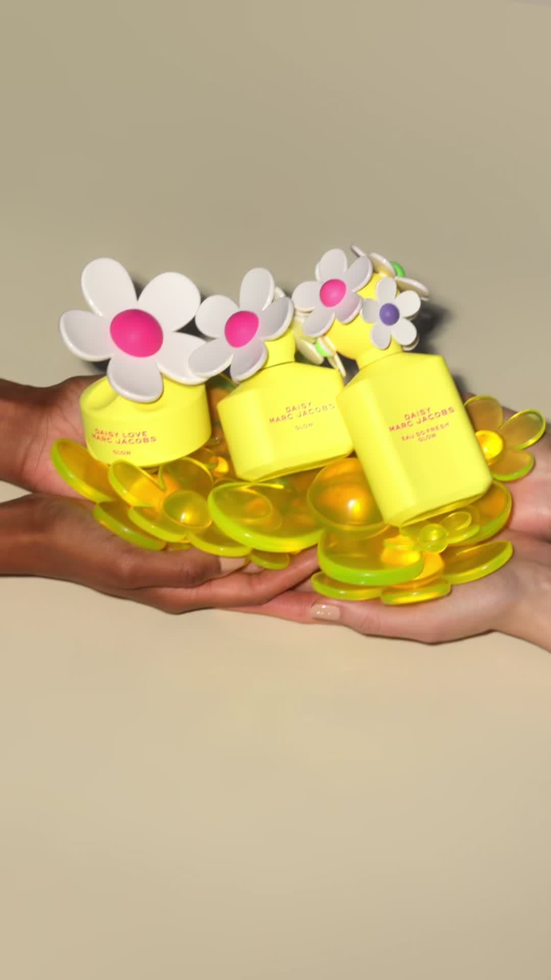 Enter the neon world of Marc Jacobs with the Daisy Glow Limited Edition. Captured by Raymond Meier #MJDaisy #perfumetiktok #DaisyGlow #LimitedEdition