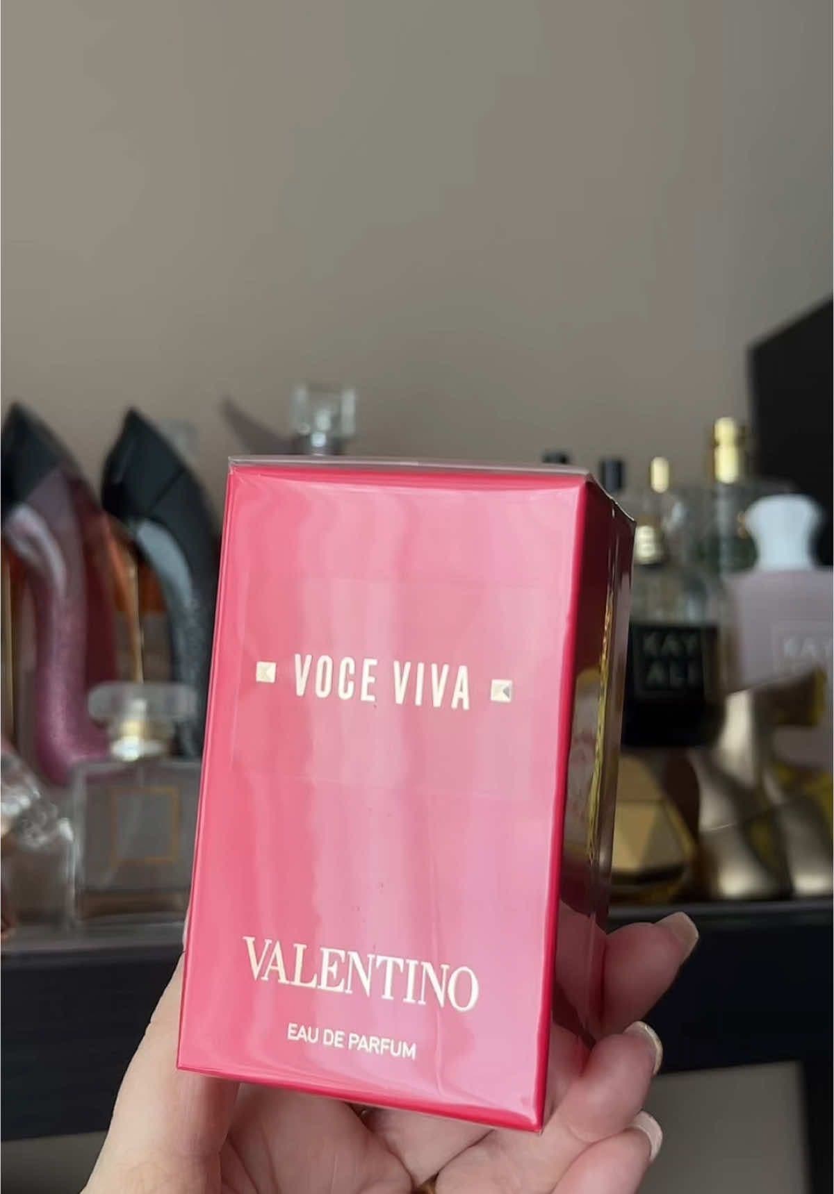 Have you ever tried Voce Viva from @Valentino ? I think not enough people are talking about this scent. It’s sexy, delicious and long lasting.🥵🤤  I already had the 15ml bottle and I fell in love with it so I needed to upgrade to a bigger bottle.😍                                            #valentino #voceviva #vanilla #vanillaperfume #perfumes #parfum #perfumetiktok #perfumetok #perfumecollection #unboxing #perfumeunboxings #parfumviral #parfumtiktok #designer #fyp #girlssupportgirls #girls #girlythings 