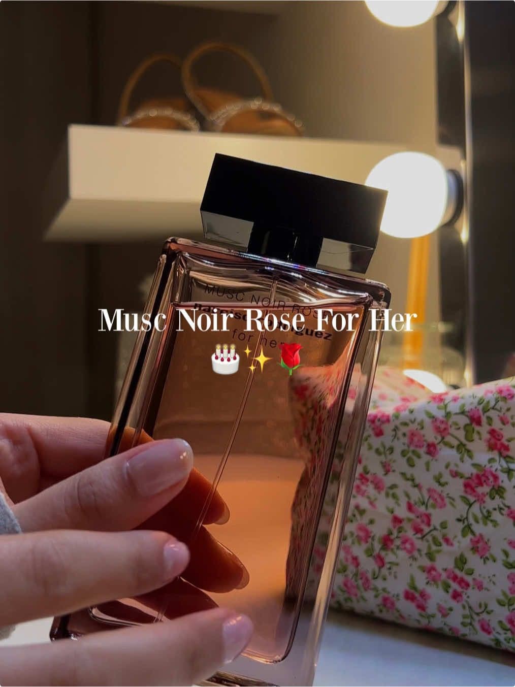 Have you tried this perfume?💖 #creatorsearchinsights #perfume #musenoirrose #narcisorodriguezparfums #narcisorodriguez #rose 
