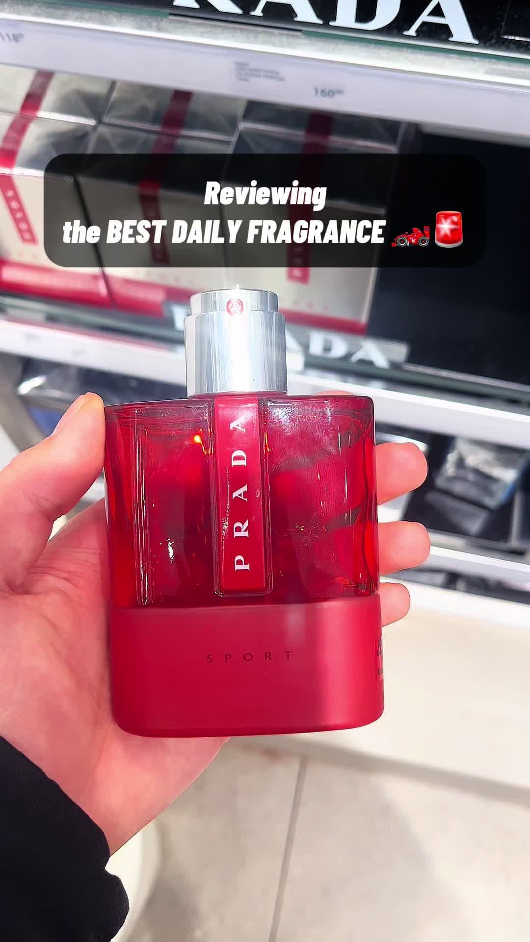 Reviewing PRADA LUNA ROSSA SPORT 🥇 #prada #pradalunarossasport #perfume #perfumetiktok #fragrances #fragrance #new #review #douglas #dailyfragrance #dailyperfume #dailywear 