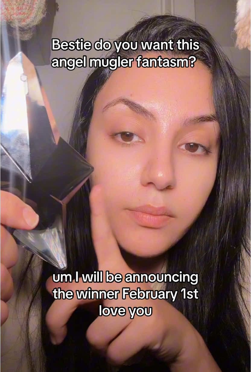 🎁🎁🎁🎁🎁 #perfumetiktok #perfumetok #angelfantasm #angelmugler #giveaway #perfumegiveaway #fypシ #fypシ゚viral #loveyou 