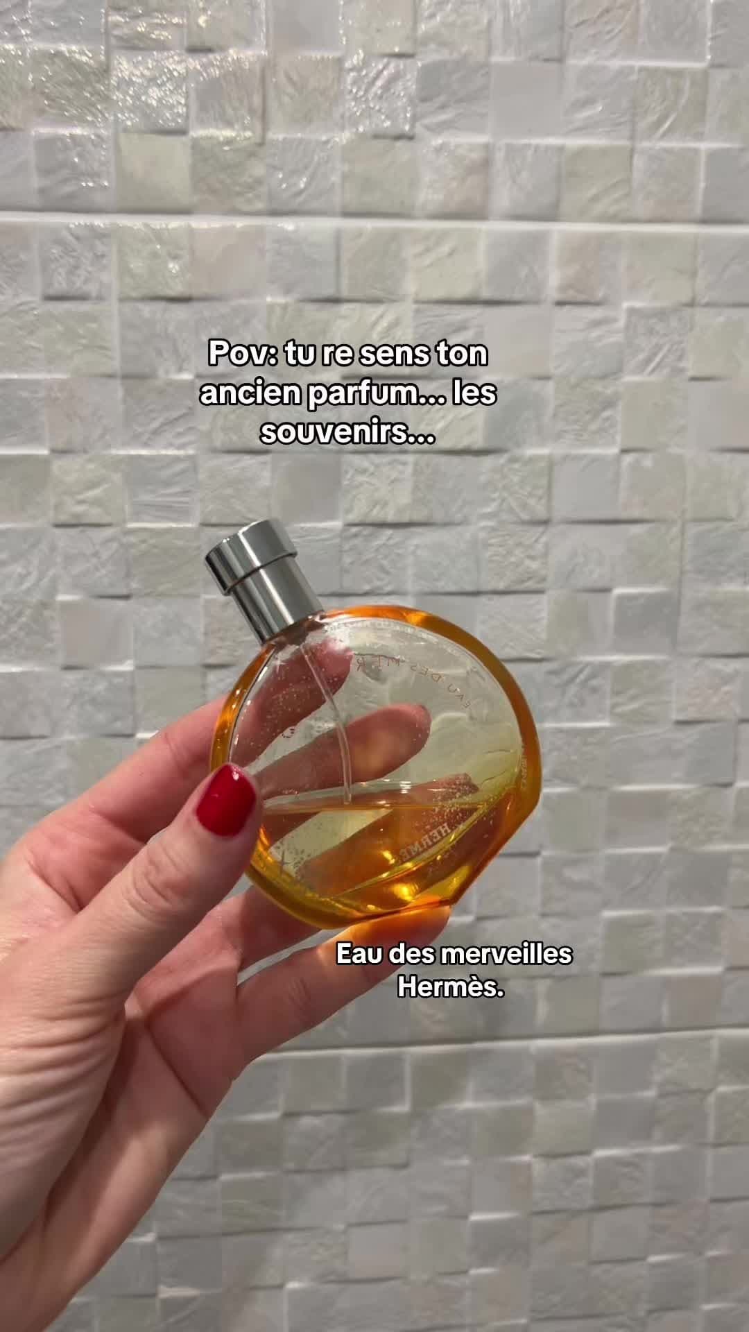 Vous avez déjà ressenti ça ?!  Un parfum qui a marqué des moments spéciaux dans notre vie ✨✨✨  # fyp #pourtoi #BeautyTok #sentirbon #women #hermes #parfumereccomended #parfumtiktok #eaudeparfum #videoviral #parfume 
