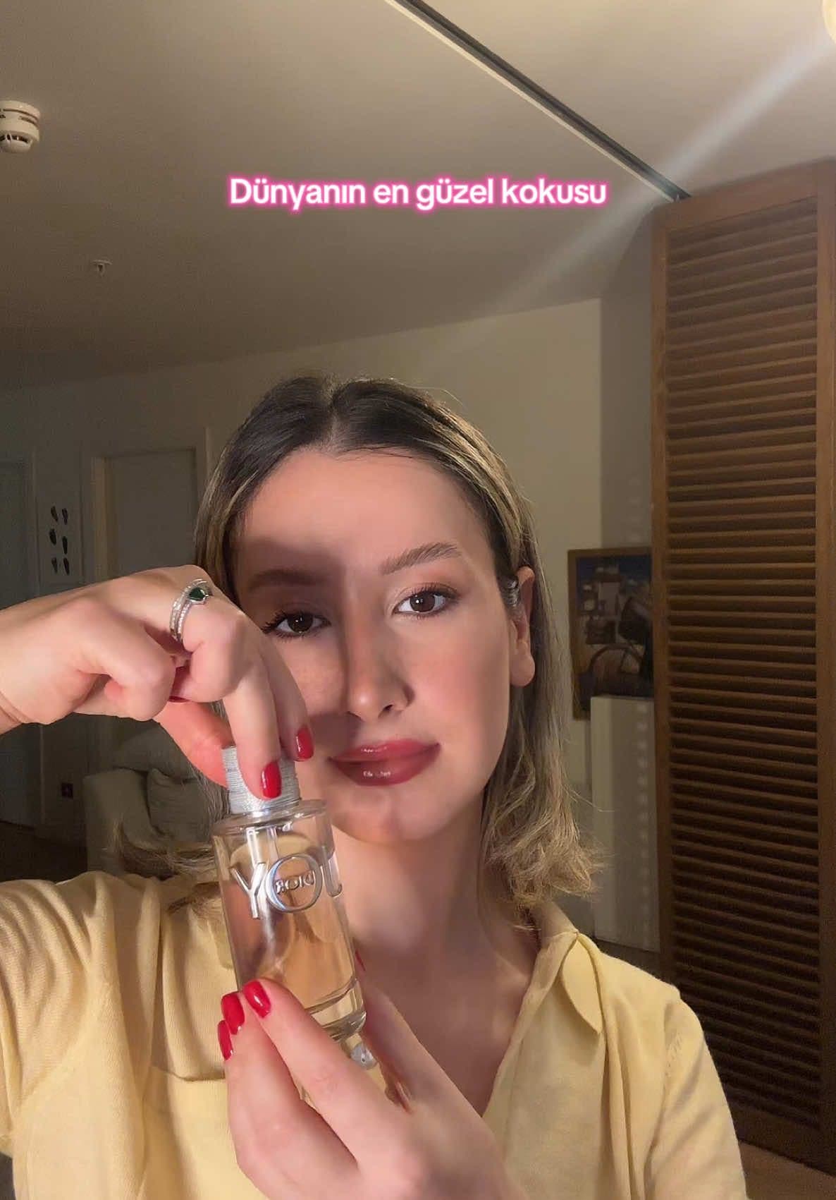 Hem gece hem gündüz için uygun ve çok kalıcı 💫 #parfüm#diorjoy#joy#dior#koku#engüzelkoku#fypp
