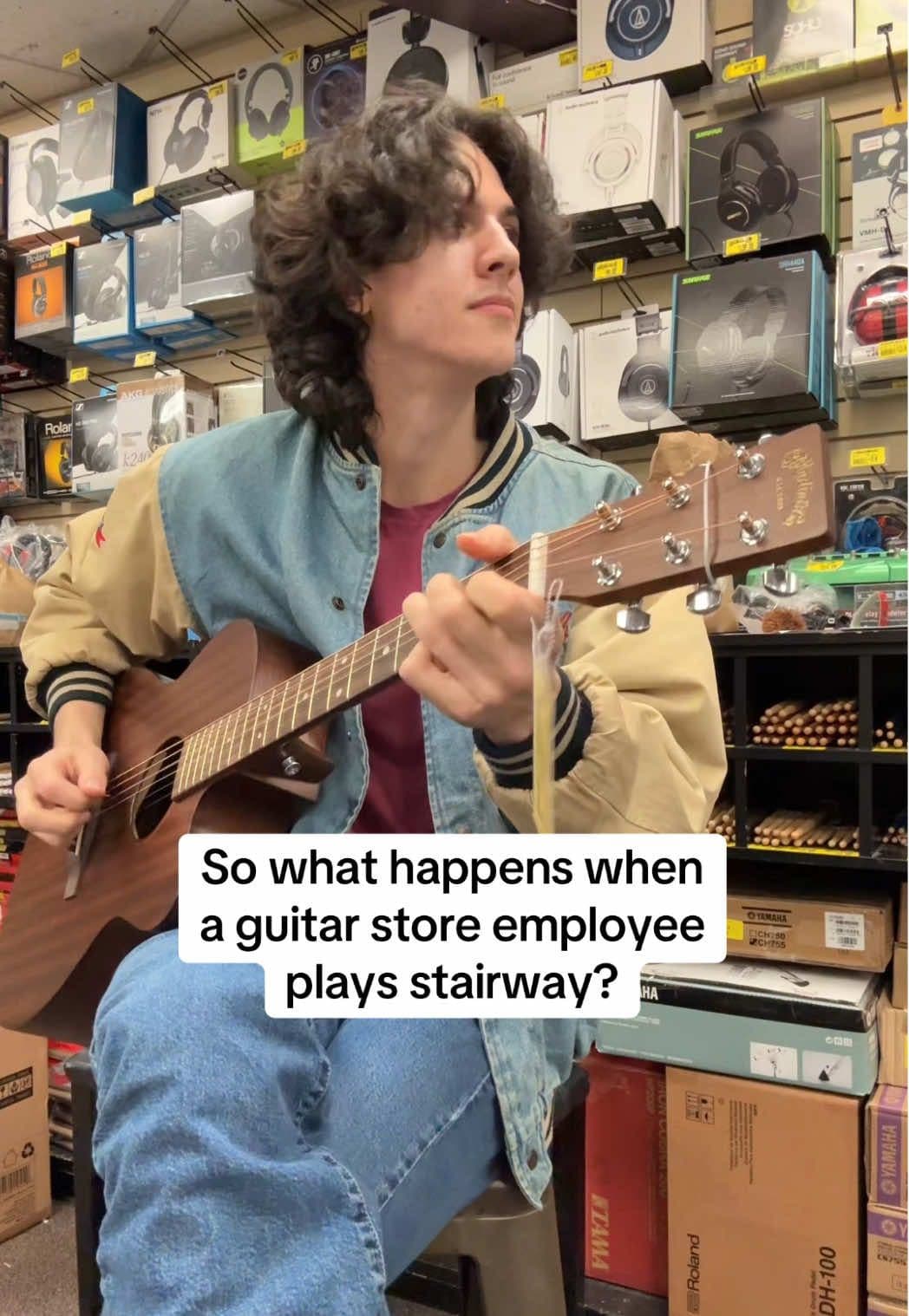 Idk if I’m playing this right #ledzeppelin #guitarstore #stairwaytoheaven #acousticguitar 