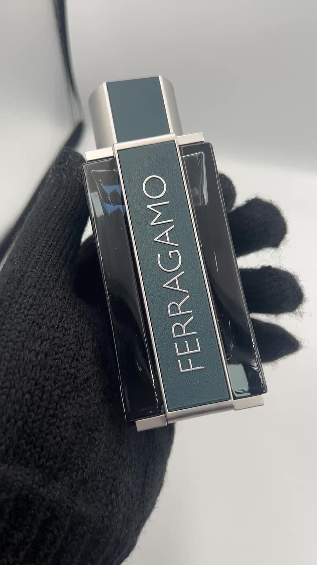 SALVATORE FERRAGAMO FERRAGAMO INTENSE LEATHER (M) SET EDP SALVATORE FERRAGAMO FERRAGAMO (M) SET EDT  #mystyleug #ugandatiktok #UgandaTikTokVibes #supportsmallbusiness #foryoupage #perfumetiktok #ttowamallshopa102 #salvatore #ugandatiktok 