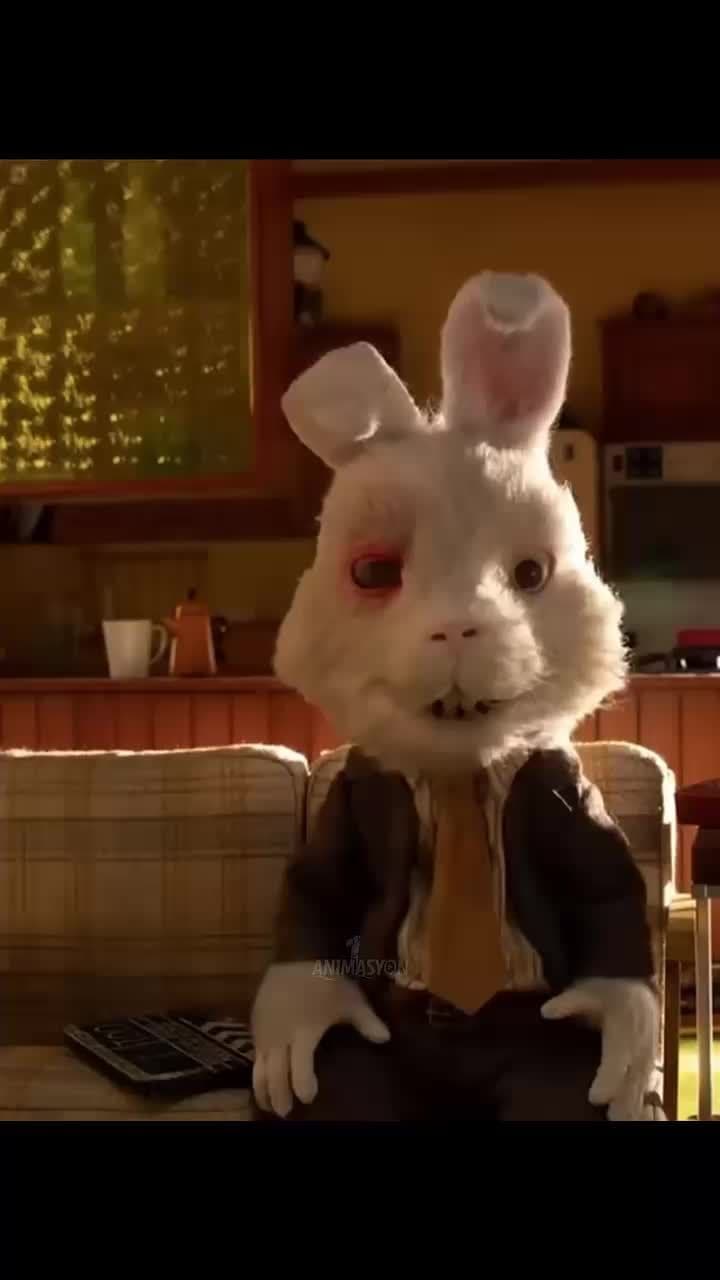 Hayvanlarda bir canlıdır, onlara insanca yaklaşmak lazım. Film İsmi - Save Ralph  . . #saveralph #animasyon #çizgifilm #animation #cartoon #anlamlisözler #sad #disney 