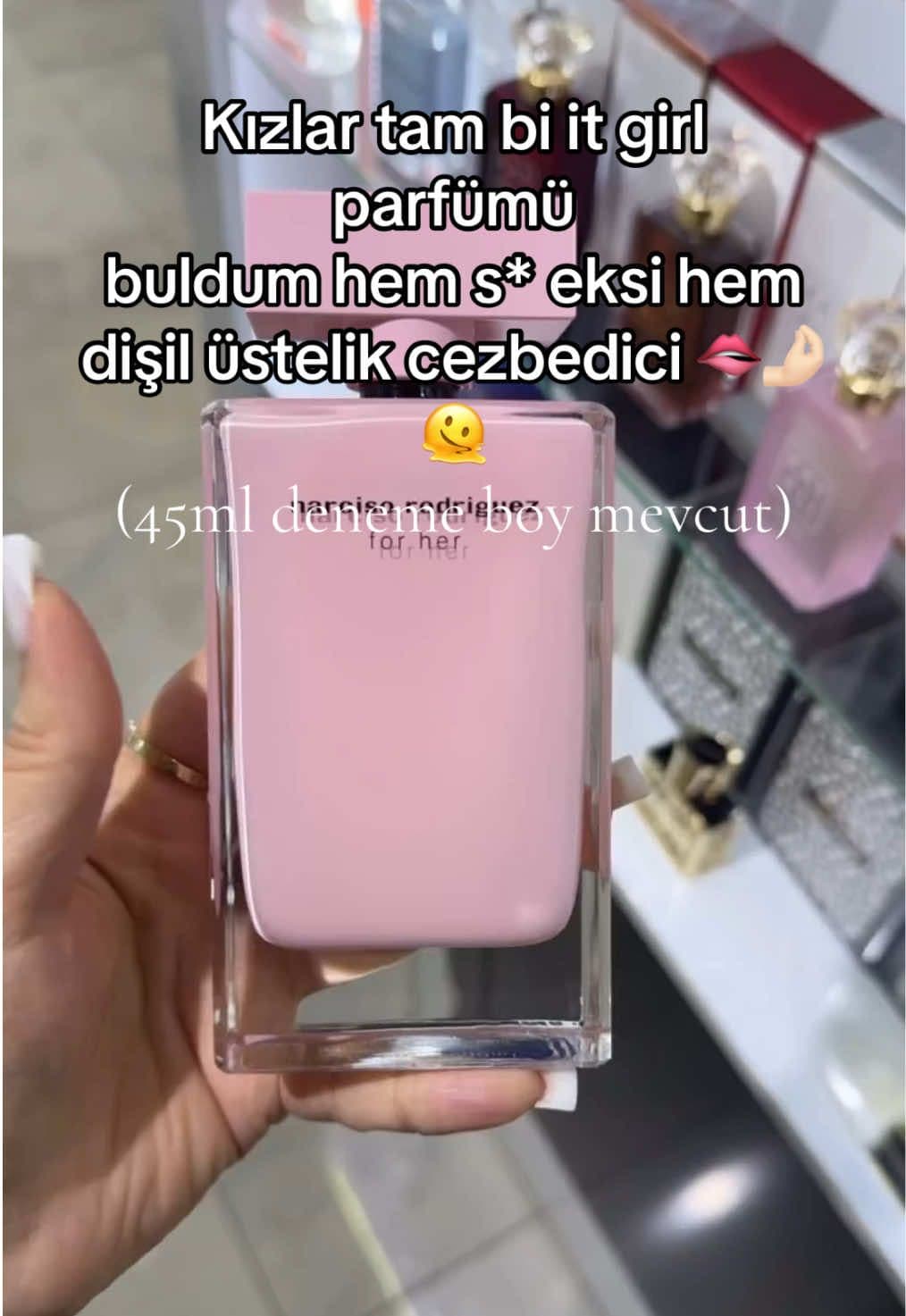 Kızlar çok iyi 🤤 #parfum #narcisorodriguez #parfumviral 