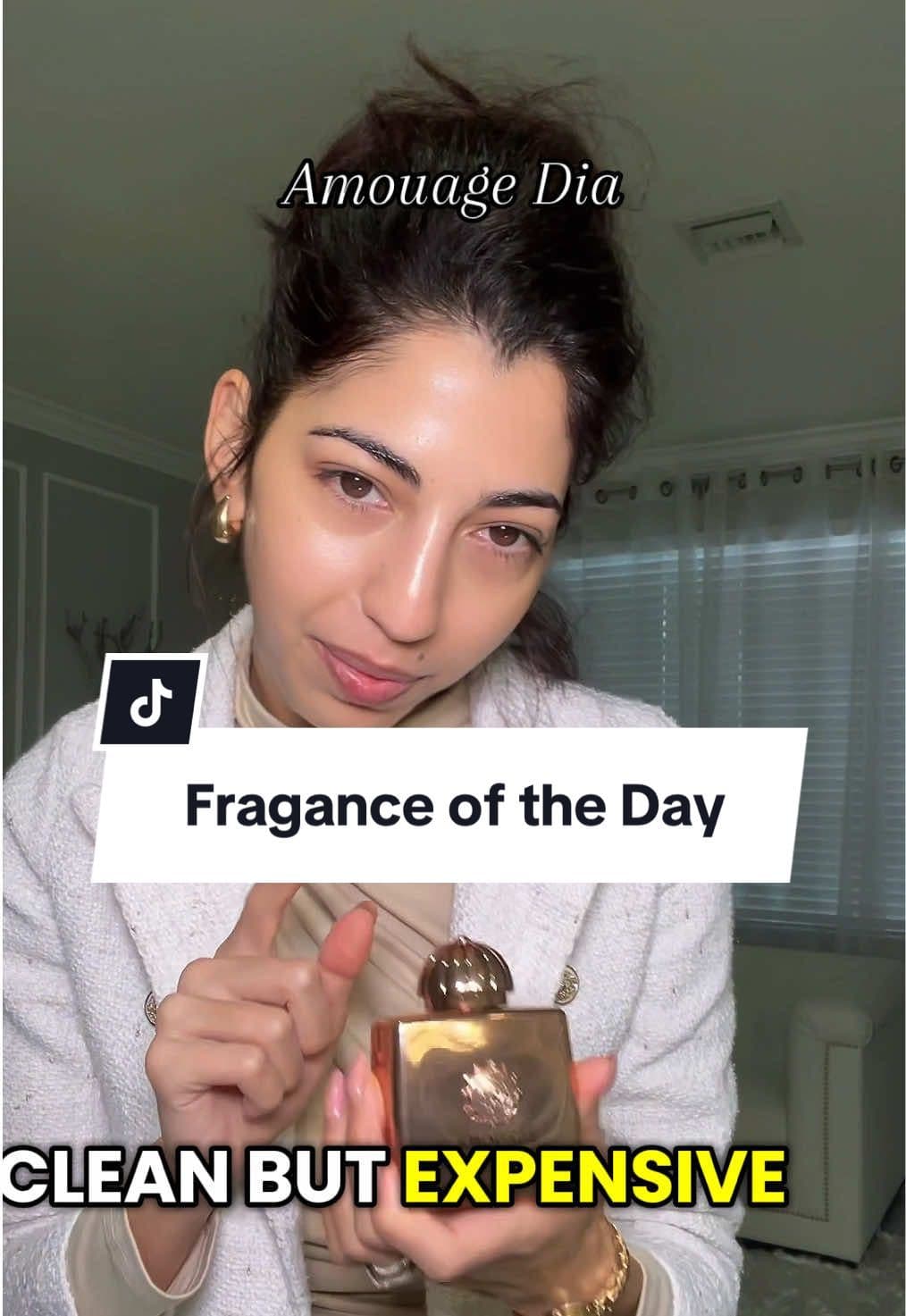 Amouage Dia is the perfect clean but elegant fragance. You’ll surely feel sophisticated wearing it @AMOUAGE #perfumetiktok #amouagedia #perfumeoftheday #perfumeforwork #everydayperfume 