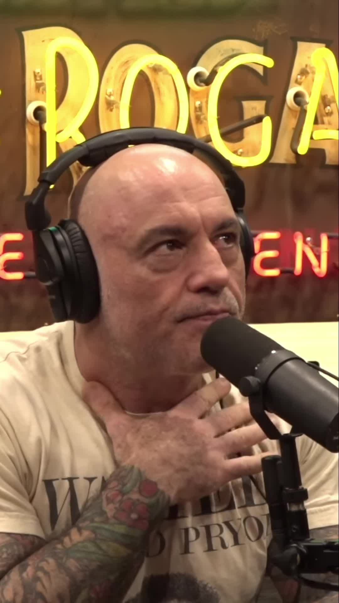 'Uncut Gems' Gave Me Anxiety! The Movie That Feels TOO Real Uncut Gems: Dive into our raw discussion on how this movie impacts viewers! We analyze Adam Sandler's acting, the roulette-like anxiety it creates, and its shocking realism. Discover why it leaves you breathless. Spoiler alert: Prepare for discomfort! #UncutGems #AdamSandler #MovieReview #FilmAnalysis #Roulette #Anxiety #Thriller #MovieDiscussion #IndieFilm #SpoilerAlert