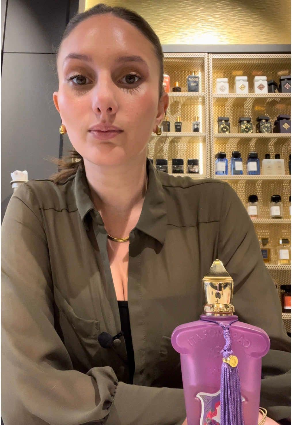 Un mood Un parfum J11  #parfumeriedeniche #parfum #latosca @Soleildorlille #casamoratilatosca 