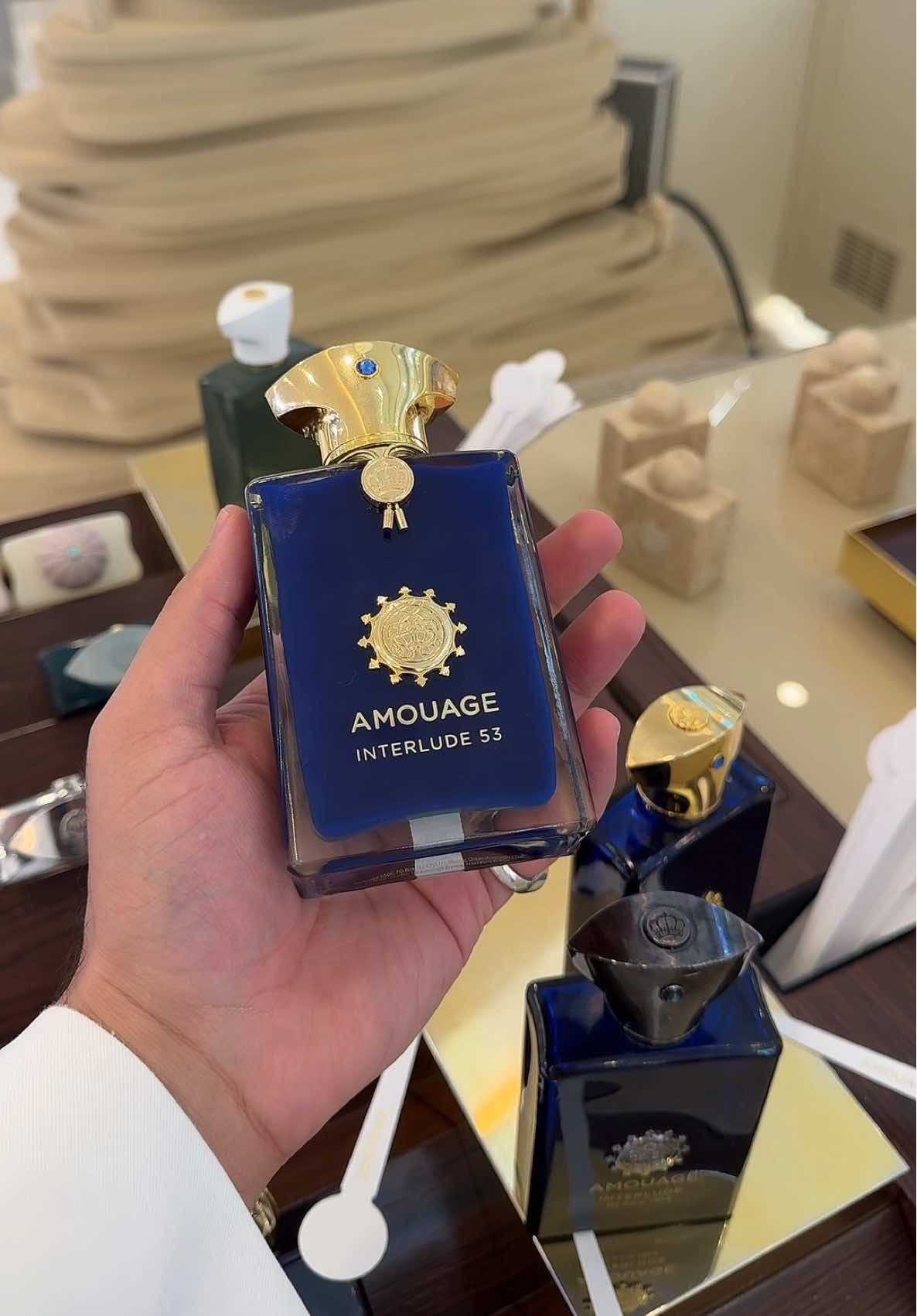 الأفضل بين: انترلود، انترلود بلاك ايريس، انترلود 53 من أمواج. #عطور #عطر #عطورات #عطور_رجاليه #عطور_نسائيه #عطورات_فاخرة #امواج 