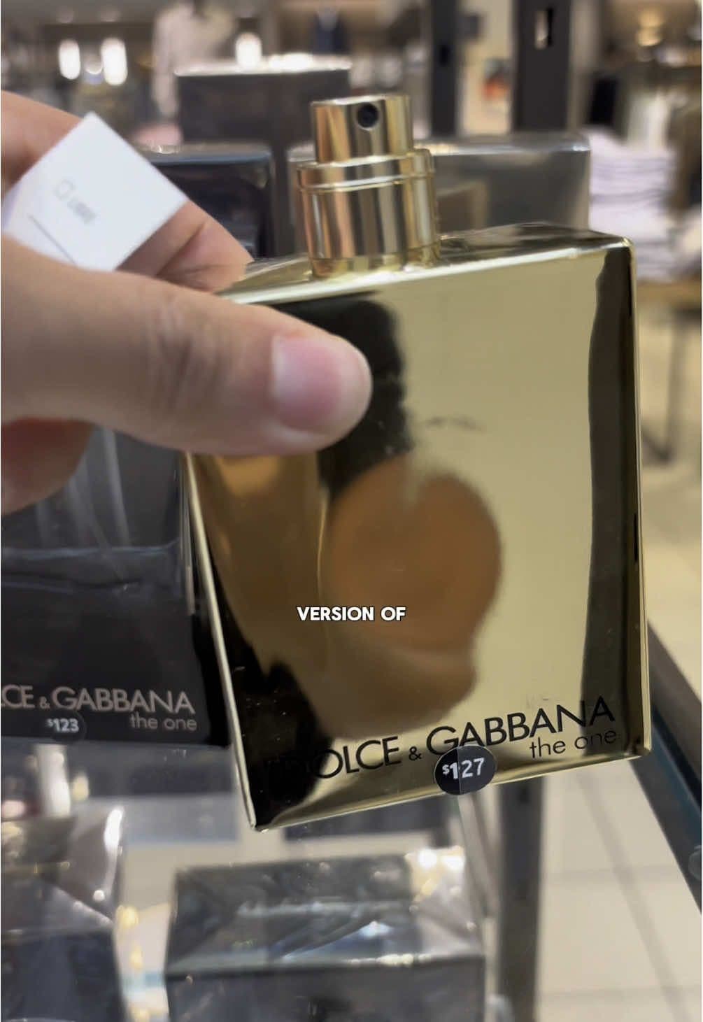 Reviewing Dolce & Gabbana The One Gold Intense #fragrance #mensfragrance #fragrancereview #cologne #dolcegabbana #dolcegabbanatheone #theonegoldintense 