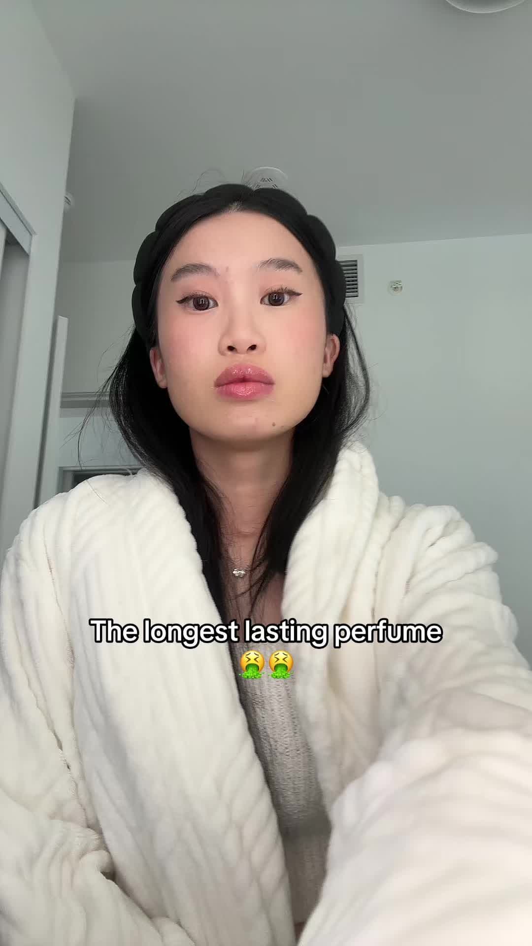 Thank you @Valentino.Beauty for creating the Born in Roma Donna Extradose Parfum #valentinobeautypure #valentinoperfume #valentino #fyp #foryo 