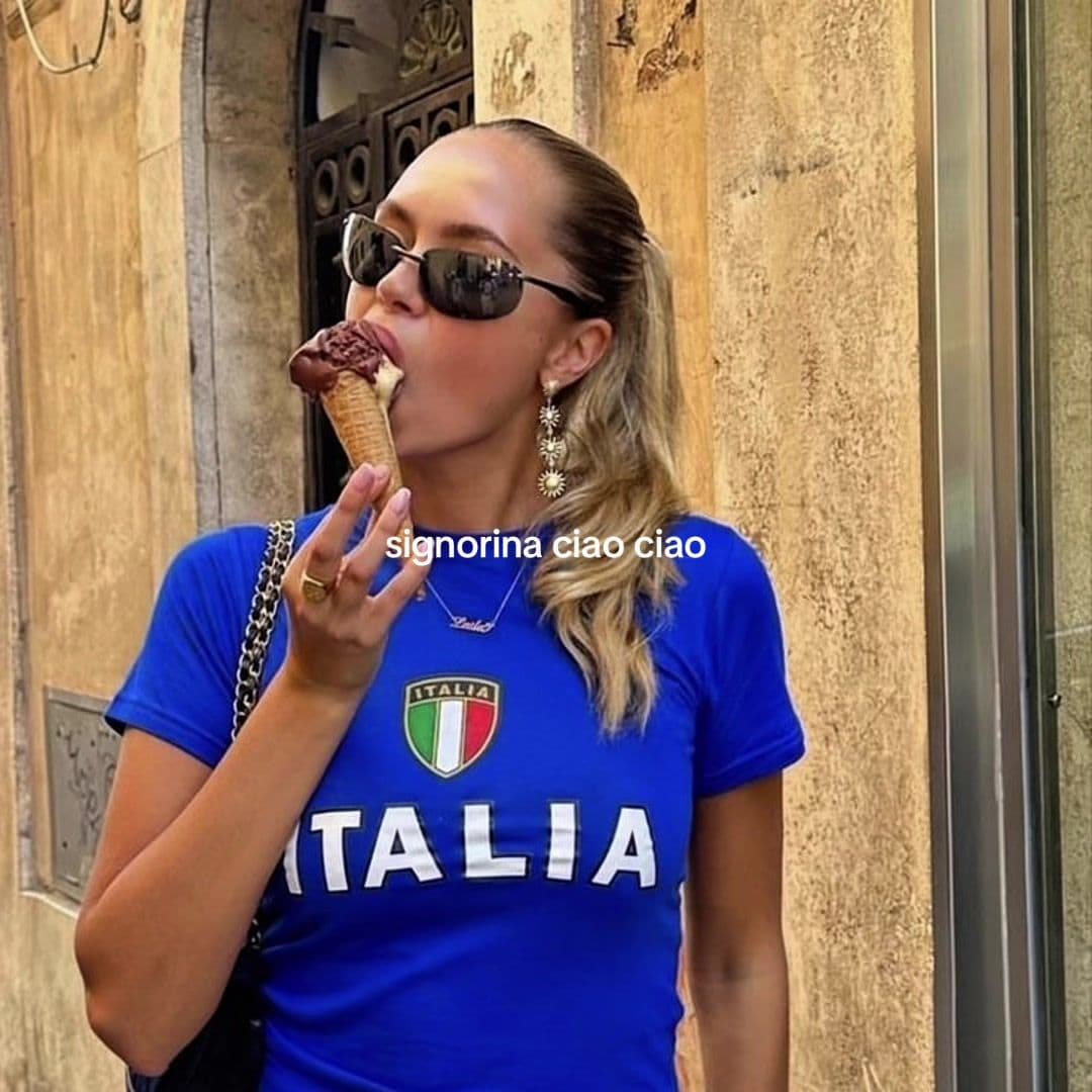 buonaseraaaa this remix>>> #buonaserasignorina #signorinaciaociao #italy #aesthetic #oldmoney #summer #holiday #seaside #beach #girl #goodvibes #pizza 