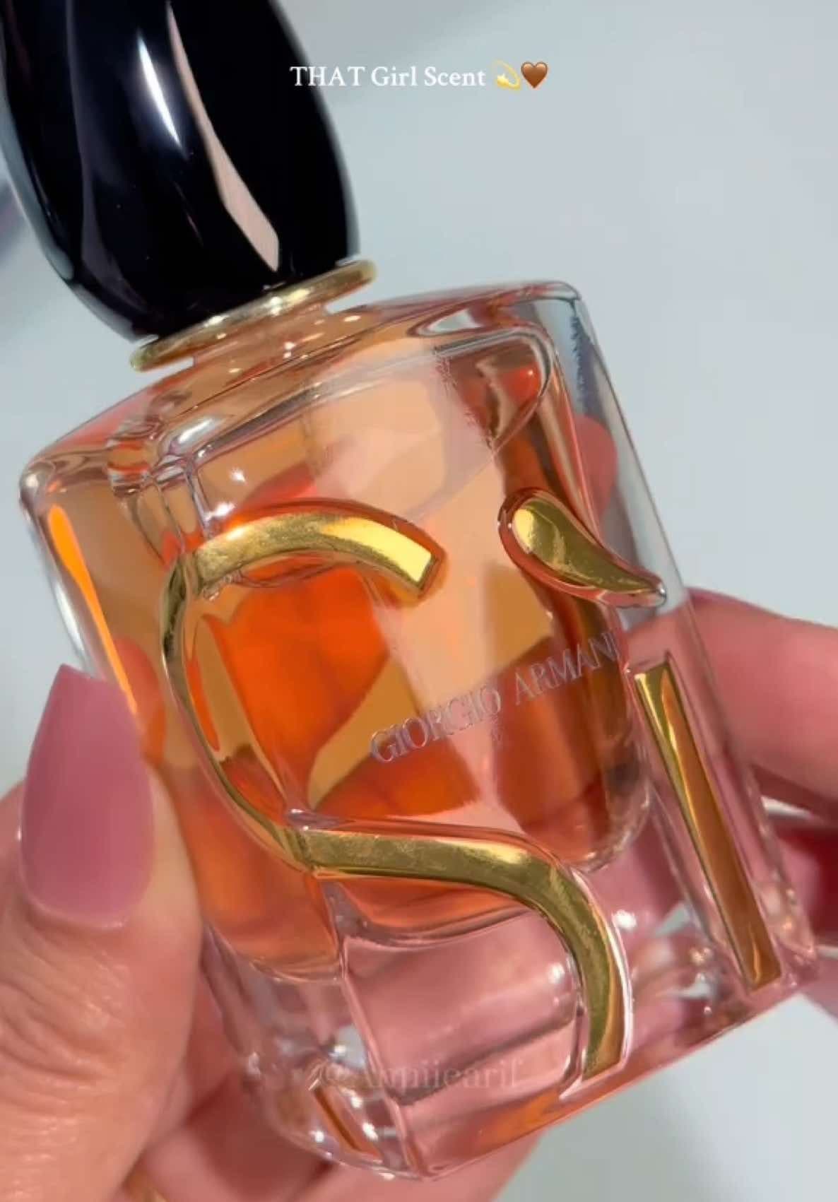 She’s elegant, confident & smells like luxuryyy ✨ Say Sì to the ultimate feminine power scent! #SiIntense by @Armani beauty is THAT girl! Scent profile? Sweet, deep & unforgettable! #PerfumeTok #FragranceObsessed #UnboxingMagic #LuxuryVibes 