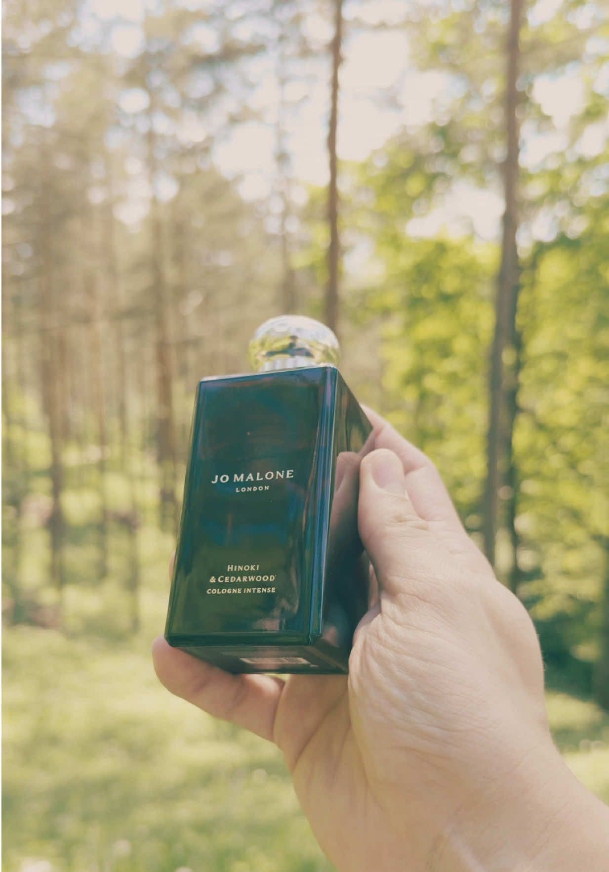 When your scent blends into the woods🪵 #parfum #jomalone #hinokicedarwoodcologne #hinokicedarwood #scenttips #fyp @Jo Malone London 