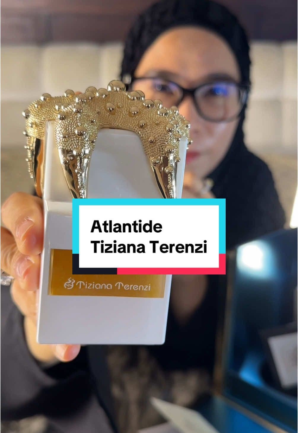 Atlantide under the sea 🤍  #tizianaterenzi #parfum #fragrance #nichefragrance 