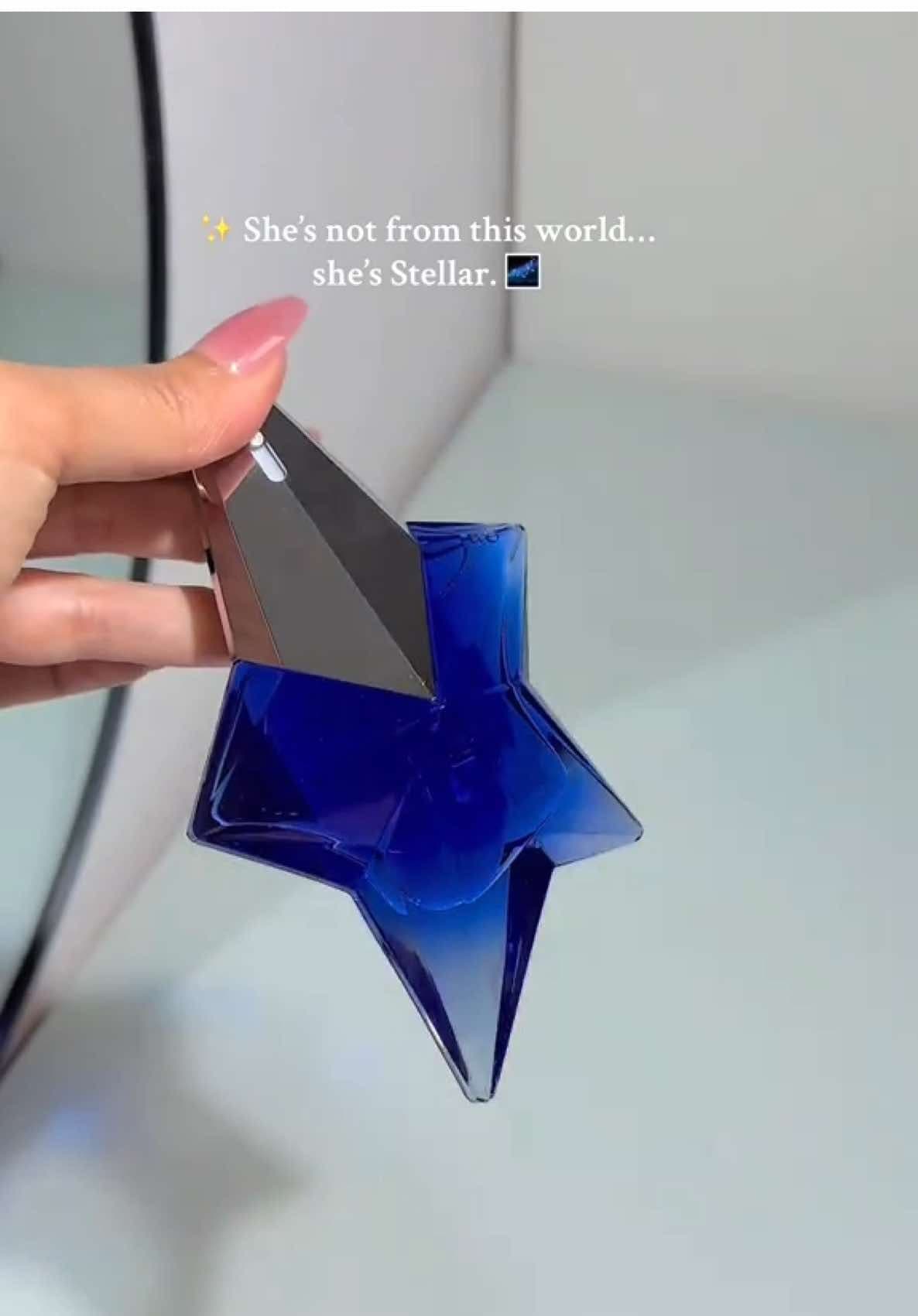 ✨ She’s not from this world… she’s Stellar 🌌 Meet the new @Mugler #AngelStellar — a cosmic reinvention of the iconic Angel fragrance 💫 🌟 Top note: Bergamot 🌰 Heart note: Pistachio 🌿 Base note: Patchouli Feminine, luminous, and totally out of this world 🌍 🤍💫 #Gifted #MuglerAngel #AngelStellar #FragranceReel #PerfumeLover #BeautyTok #NewInBeauty